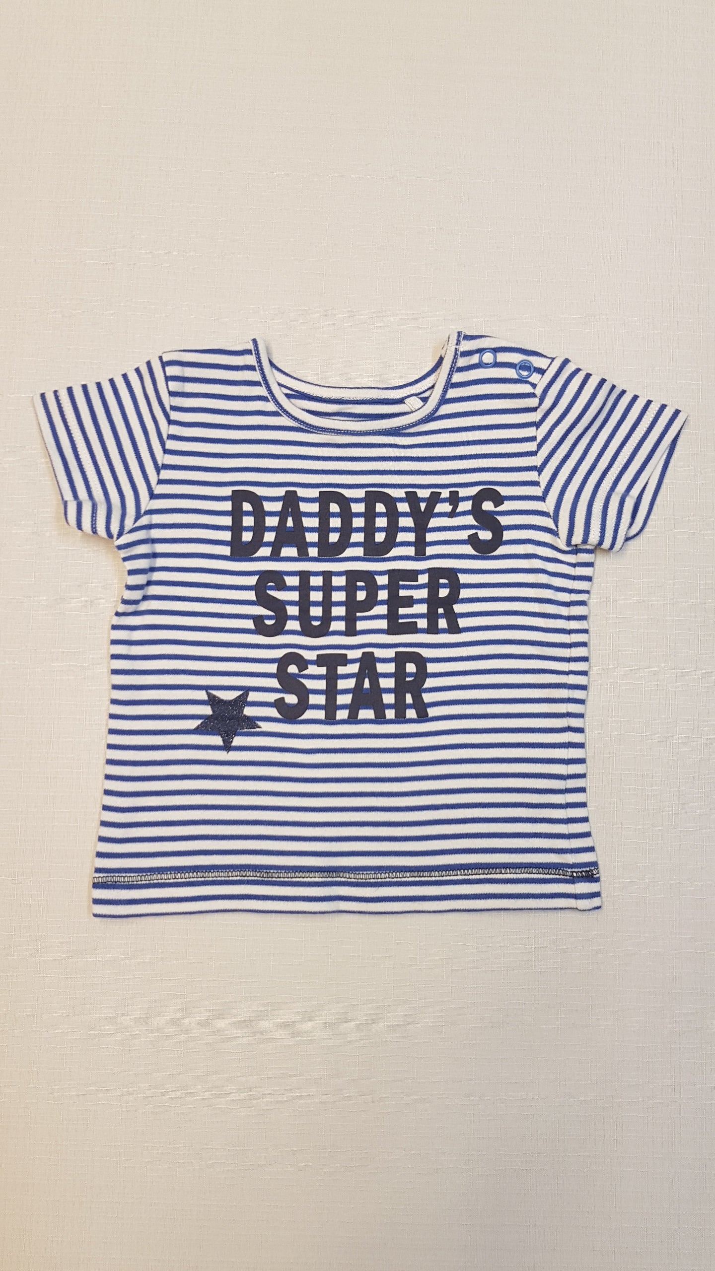 NEXT VAGÁNY FELIRATOS KISFIÚ POLÓ