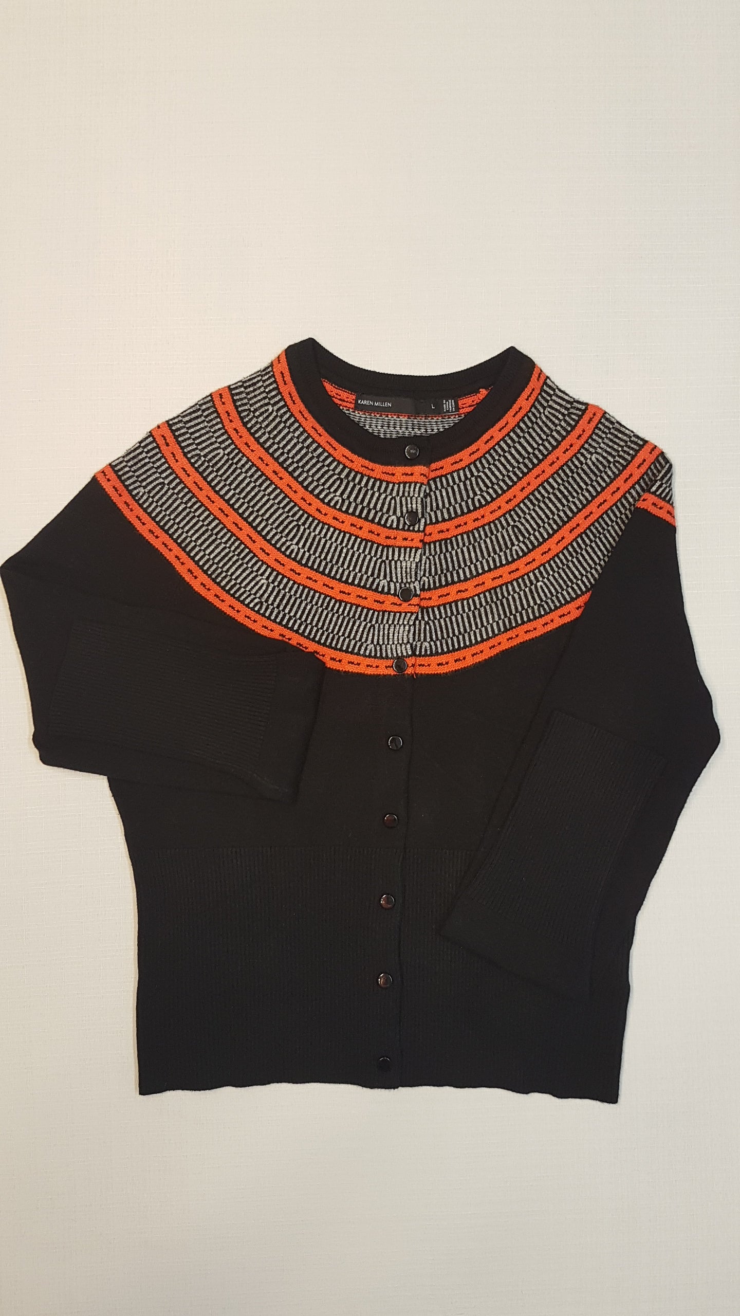 KAREN MILLEN EXTRA MINŐGÉSŰ PUHA TAPINTÁSÚ ELEGÁNS DIVATOS PATENTOS KARDIGÁN