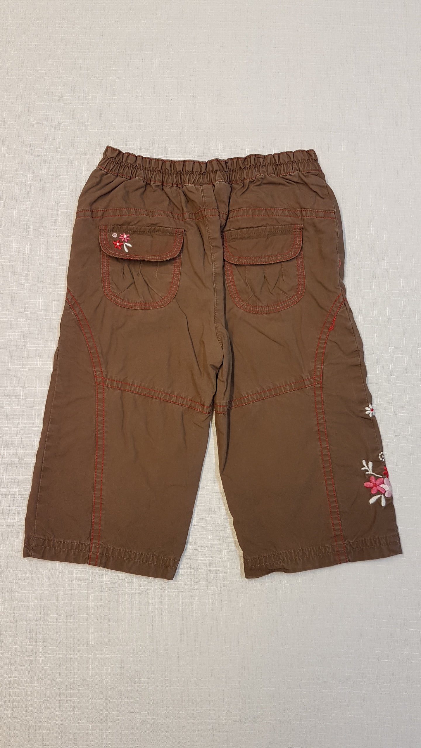 TU BARNA HÍMZETT VIRÁGOS,ZSEBES,BÉLELT,KISLÁNY NACI