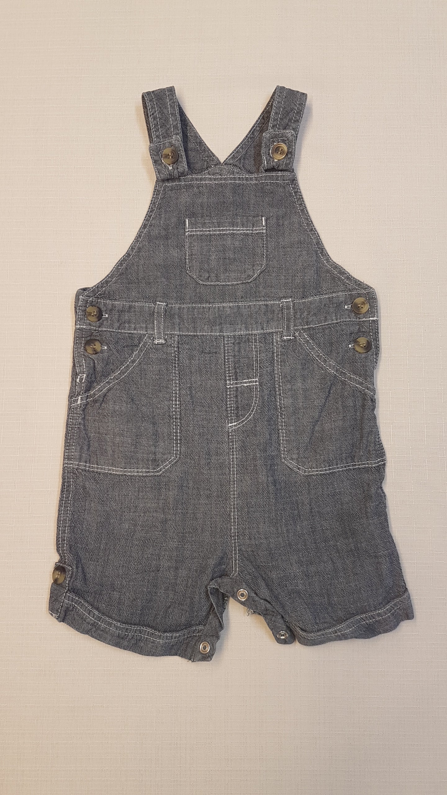 MOTHERCARE PUHA TAPINTÁSÚ FARMER UTÁNZATU KANTÁROS NACI