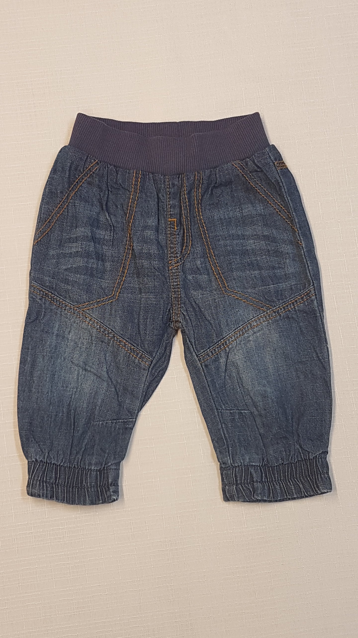 GEORGE KOPTATOTT FARMER UTÁNZATÚ,CÉRNAMINTÁS,UNISEX,BUGGYOS GUMIS ALJÚ ÉS DEREKÚ NACI VÉKONY PAMUT BÉLÉSSEL