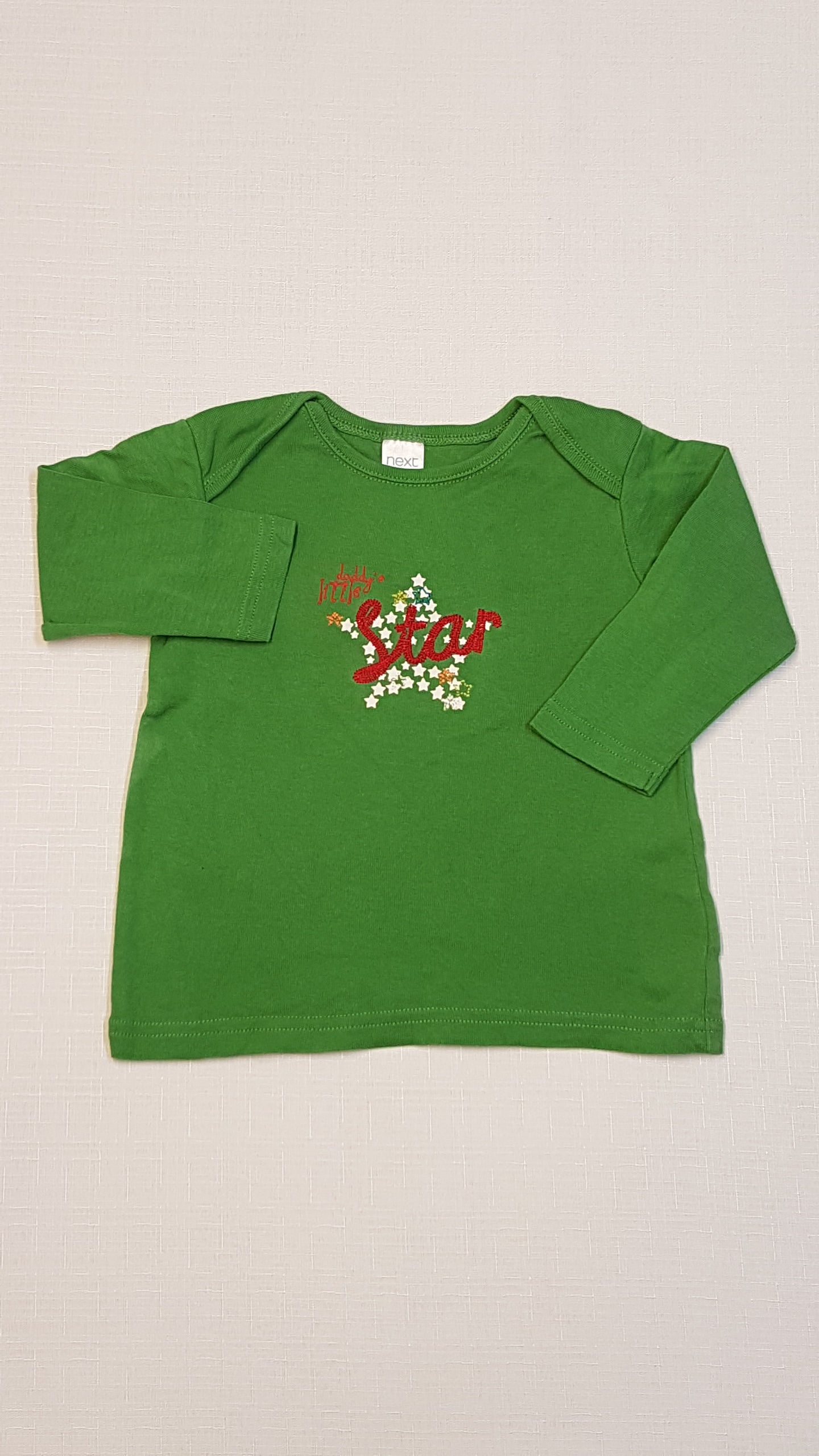 NEXT DADDY'S LITTLE STAR FELIRATÚ HOSSZÚUJJÚ KISLÁNY FELSŐ