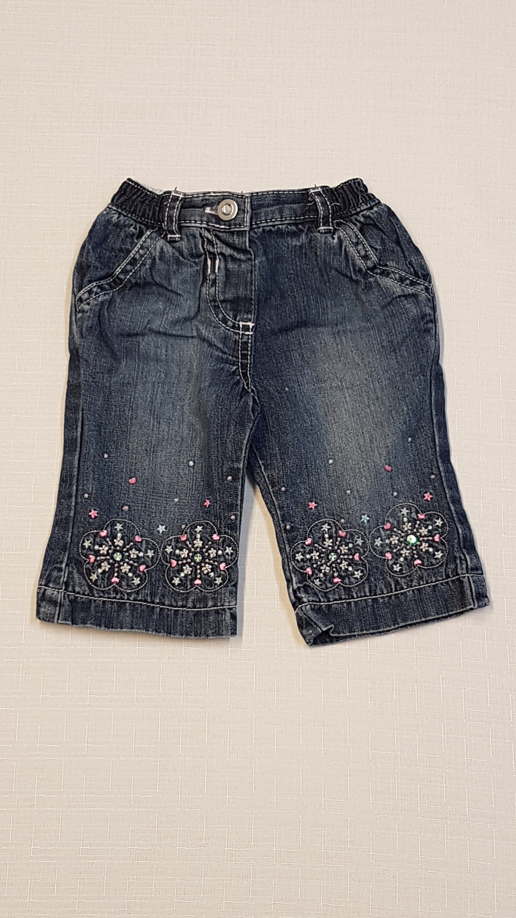 M&S CSODASZÉP HÍMZETT KOPTATOTT FLITTERES BÉLELT KISLÁNY FARMER NADRÁG GUMIS DERÉK RÉSSZEL