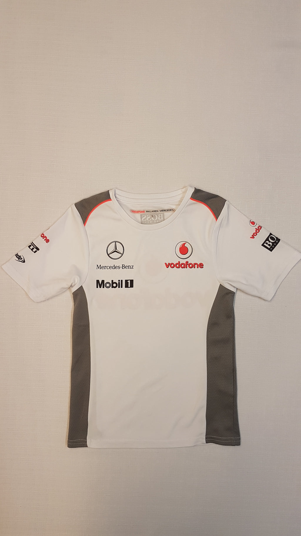 VODAFON MCLAREN MERCEDES VAGÁNY FELIRATÚ KISFIÚ POLÓ