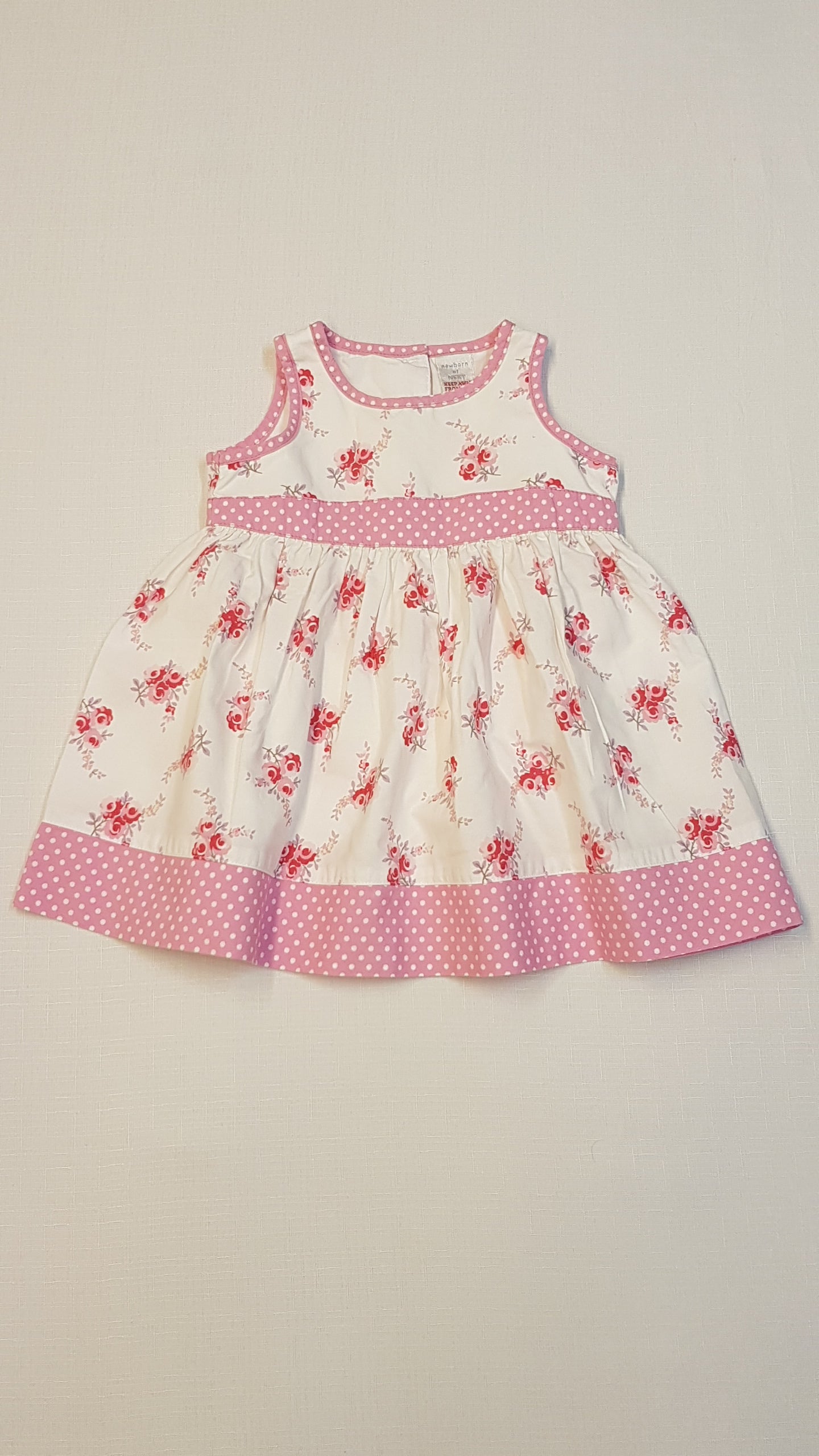 NEXT VIRÁGMINTÁS KISLÁNY RUHA