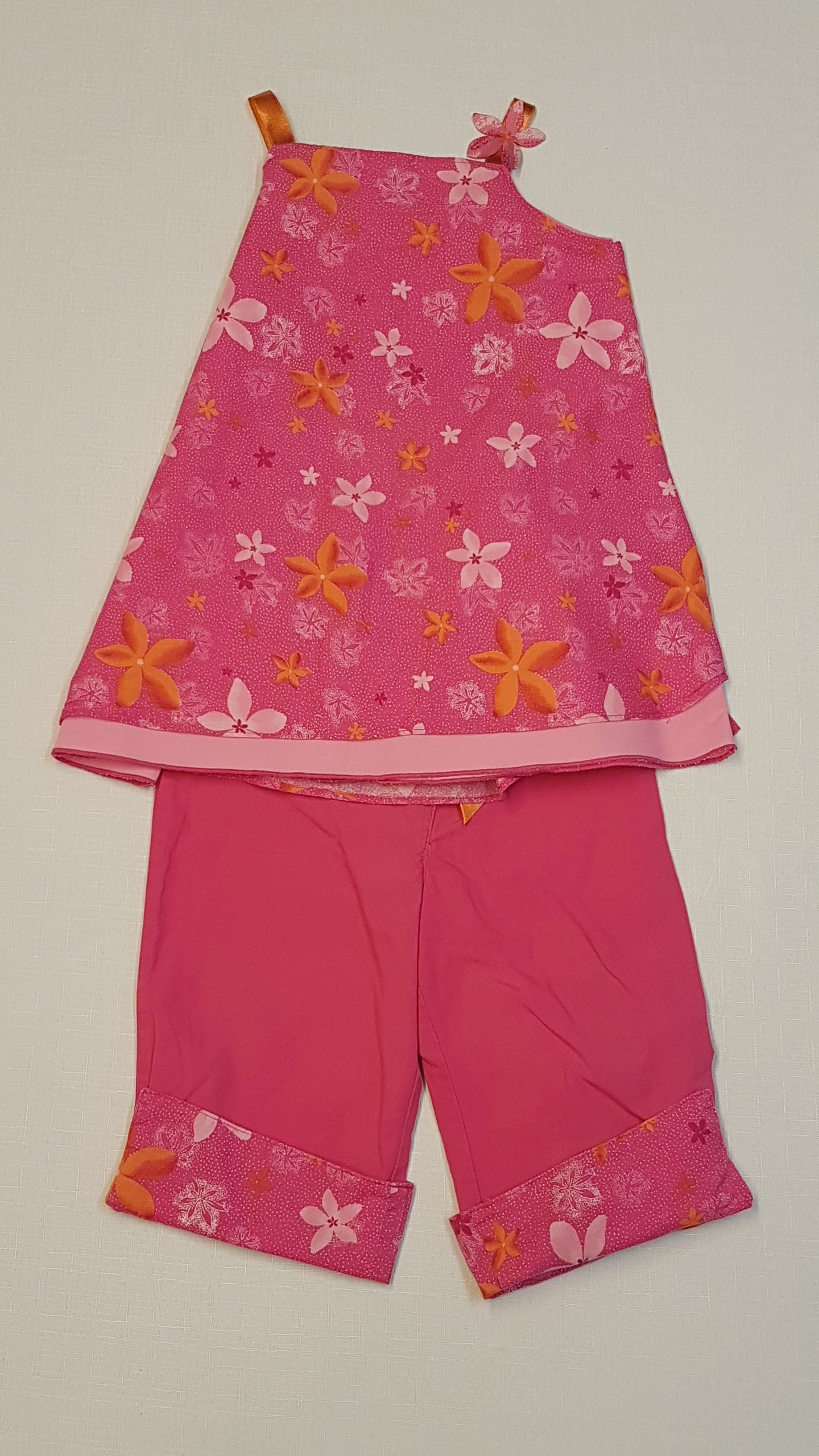 VERTBAUDET KIDS GYÖNYÖRŰ SZÉP ,KÜLÖNLEGES  KISLÁNY RUHÁCSKA