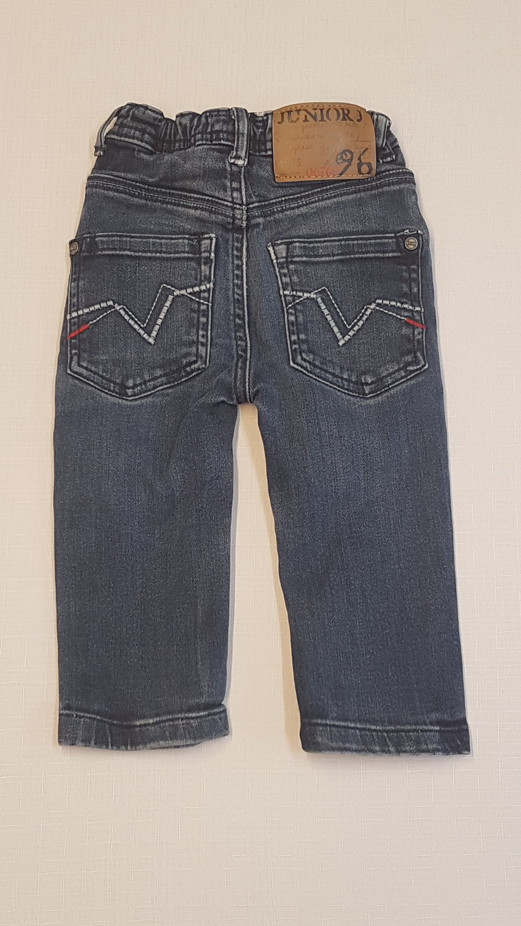 DEBENHAMS CÉRNAMINTÁS,KISFIÚ FARMERNADRÁG ÁLLÍTHATÓ GUMIS DERÉKRÉSSZEL 86