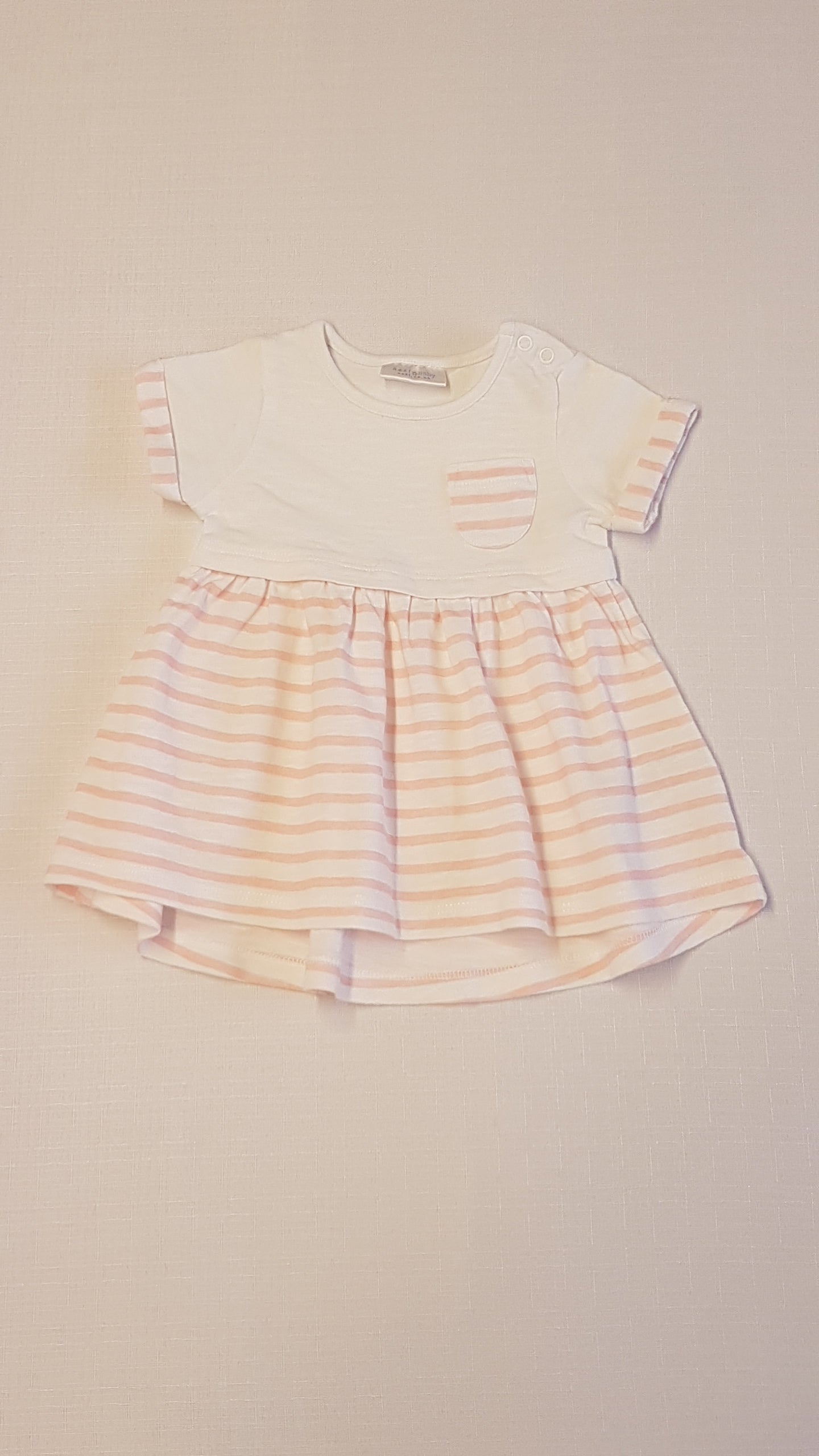 ÚJ NEXT BABY KISLÅNY CSIKOS ARANYOS RUHÅCSKA