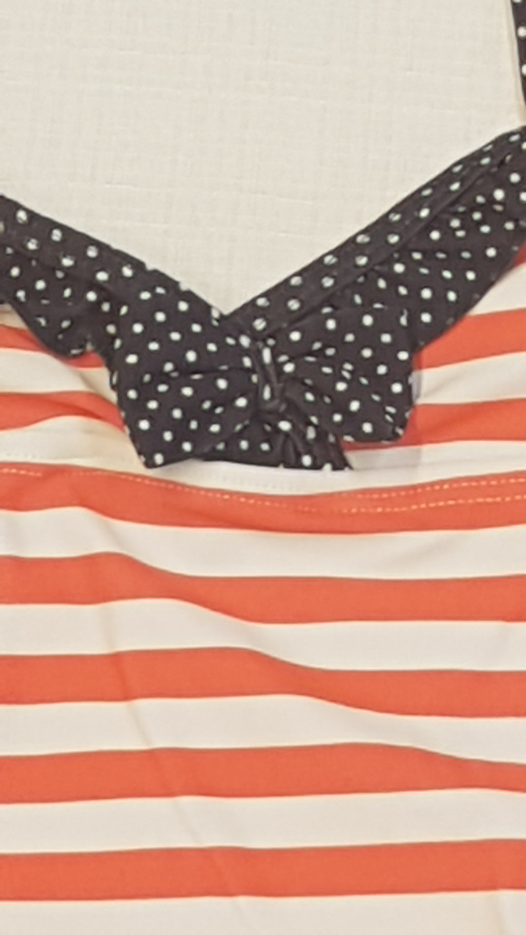 LA REDOUTE TRENDI CSIKOS NYAKÁNÁL PÖTTYÖS FŪRDŐRUCI KISLÁNY 116