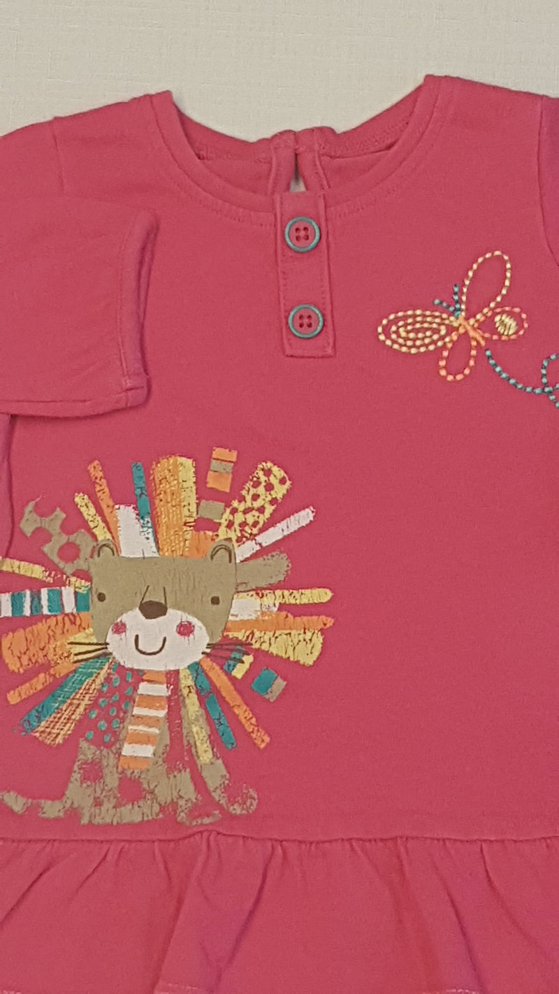 GEORGE KISLÁNY FELSŐ, NYAKÁNÁL GOMBOS, BÁJOS MACIS HIMZETT MINTÁVAL 68-74