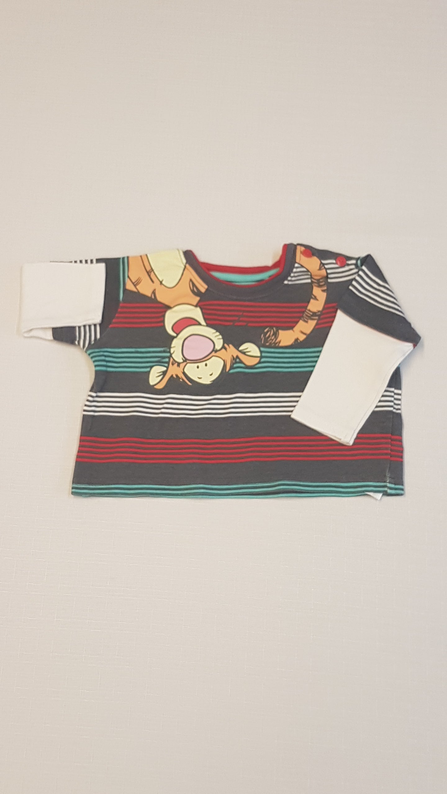 GEORGE DISNEY BABY  TIGGER KISFIÚ FELSŐ 56-62