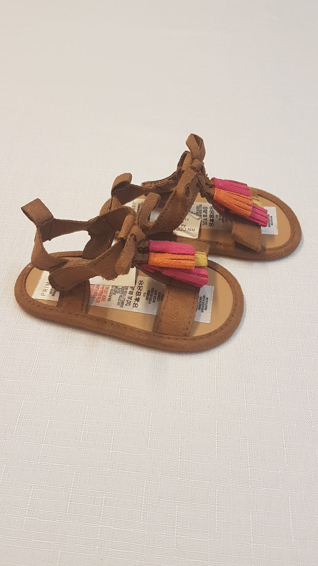 ÚJ PRIMARK CSAJOS BABA SZANDI  9-12HÓ Hover Image