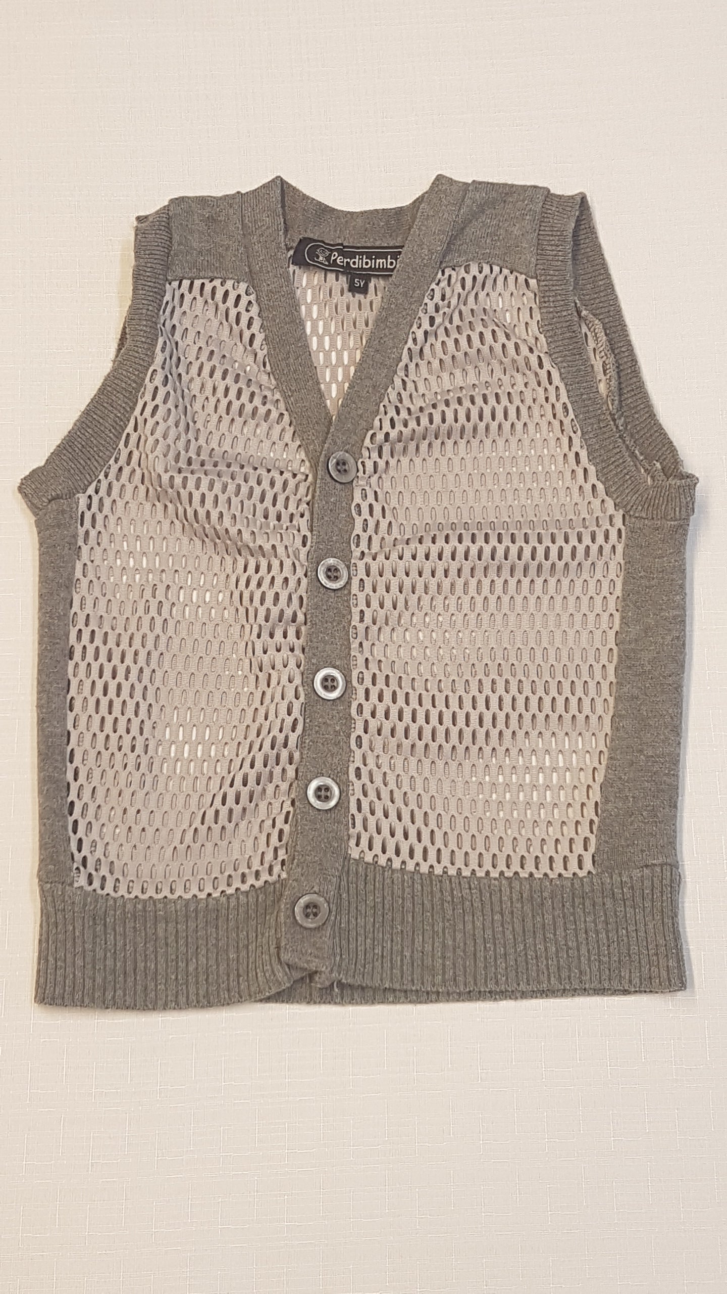 PERDIBIMBI  KÜLÖNLEGES KISFIÚ MELLÉNY 110