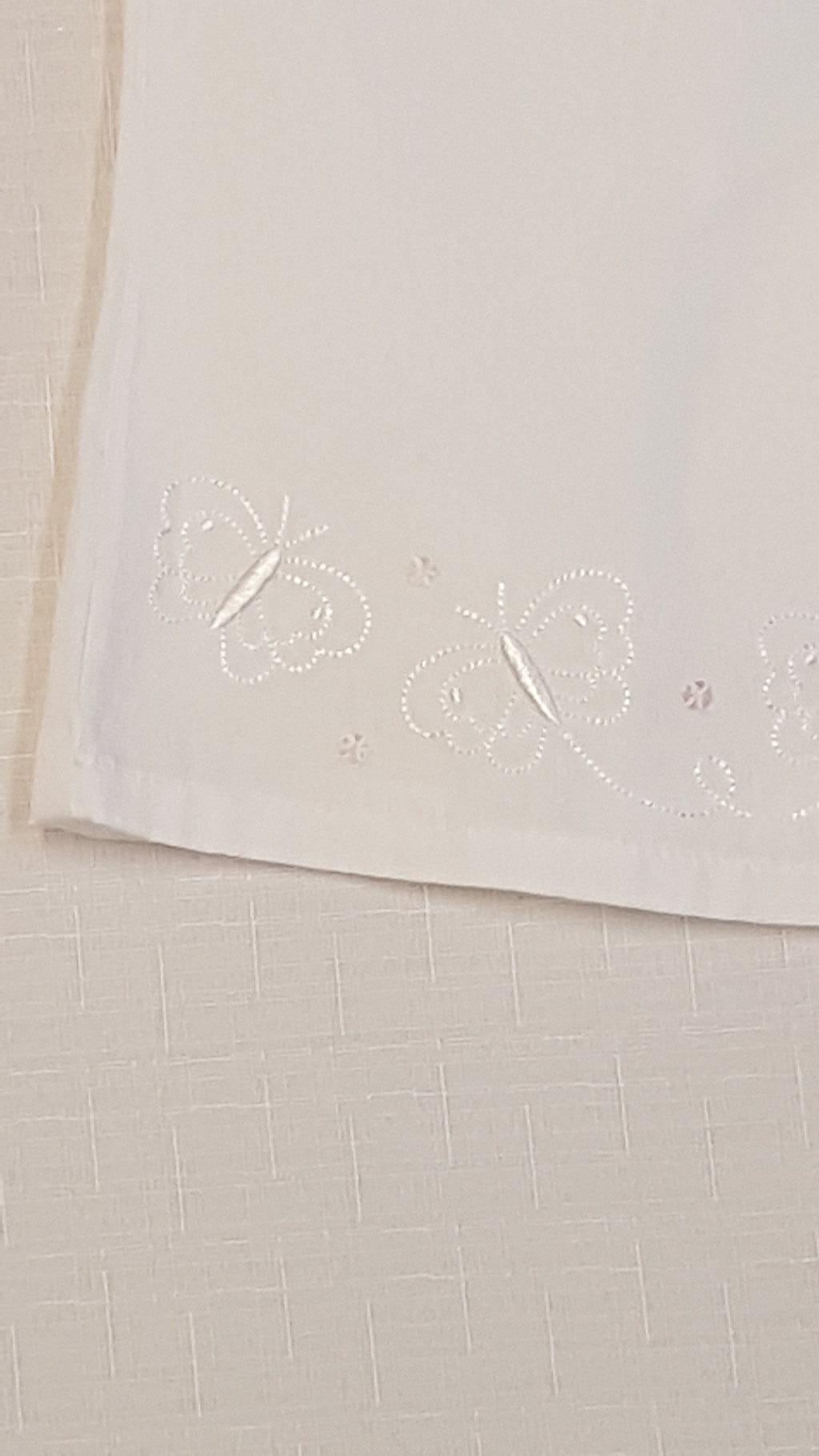 ÚJ TU ÜNNEPLŐS,KISLÁNY,HÍMZETT,FLITTERES BLÚZ 116