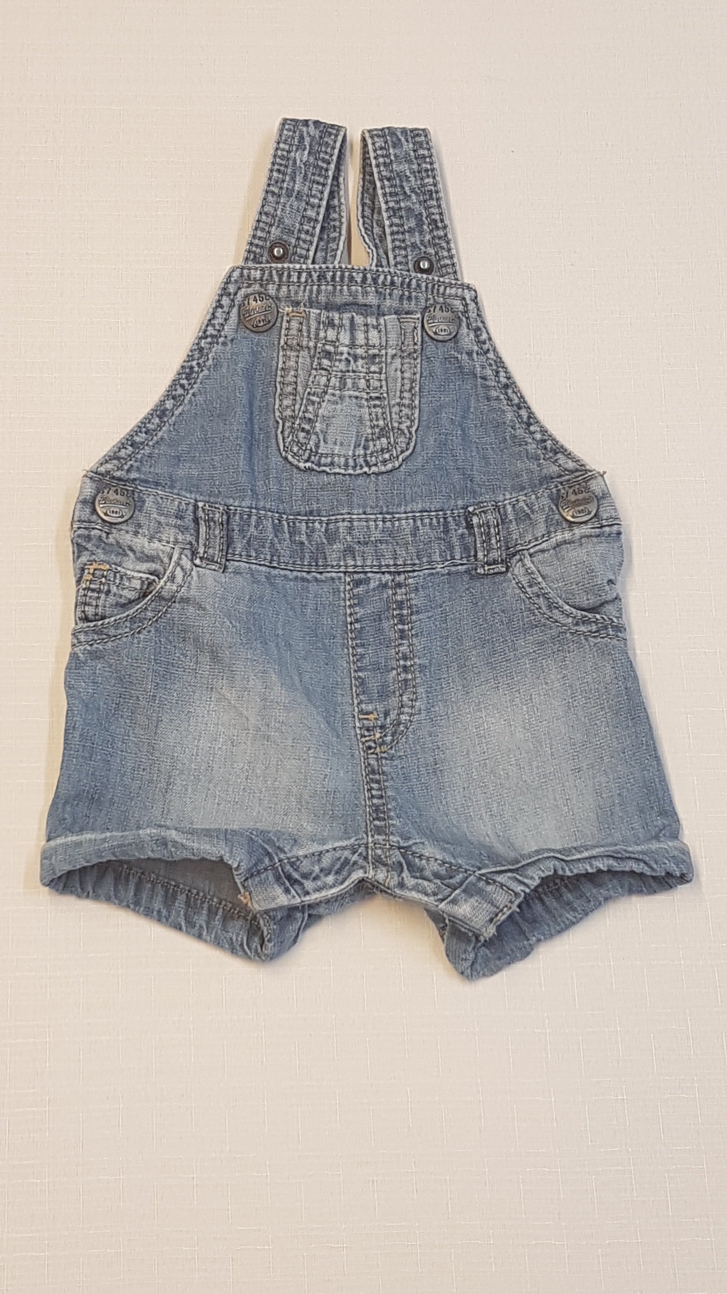 F&F BABY                KANTÁROS KISFIÚ RÖVIDNACI 62