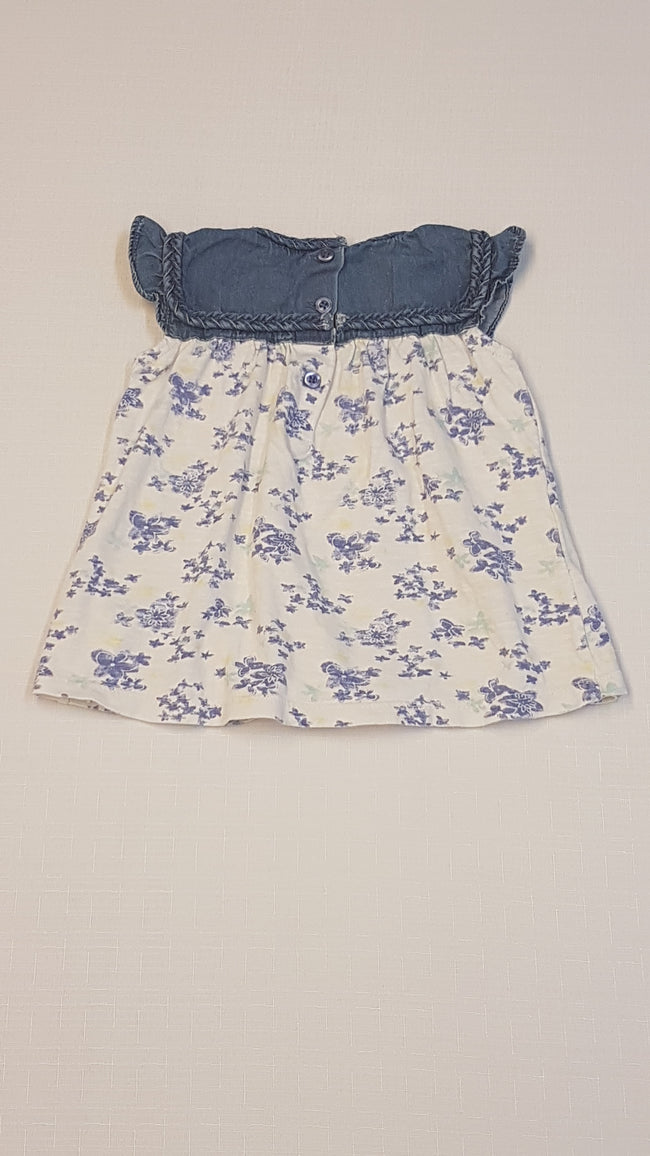 F&F VIRÁGOS KISLÁNY TUNIKA FELSŐ,VÁLLRÉSZNÉL FODROS FARMER RÉSSZEL 74 Main Image