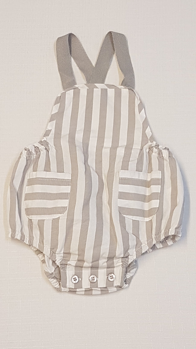 MATALAN              CSÍKOS, KANTÁROS, NOSZTALGIA FAZONÚ KISFIÚ NAPOZÓ 68 Hover Image