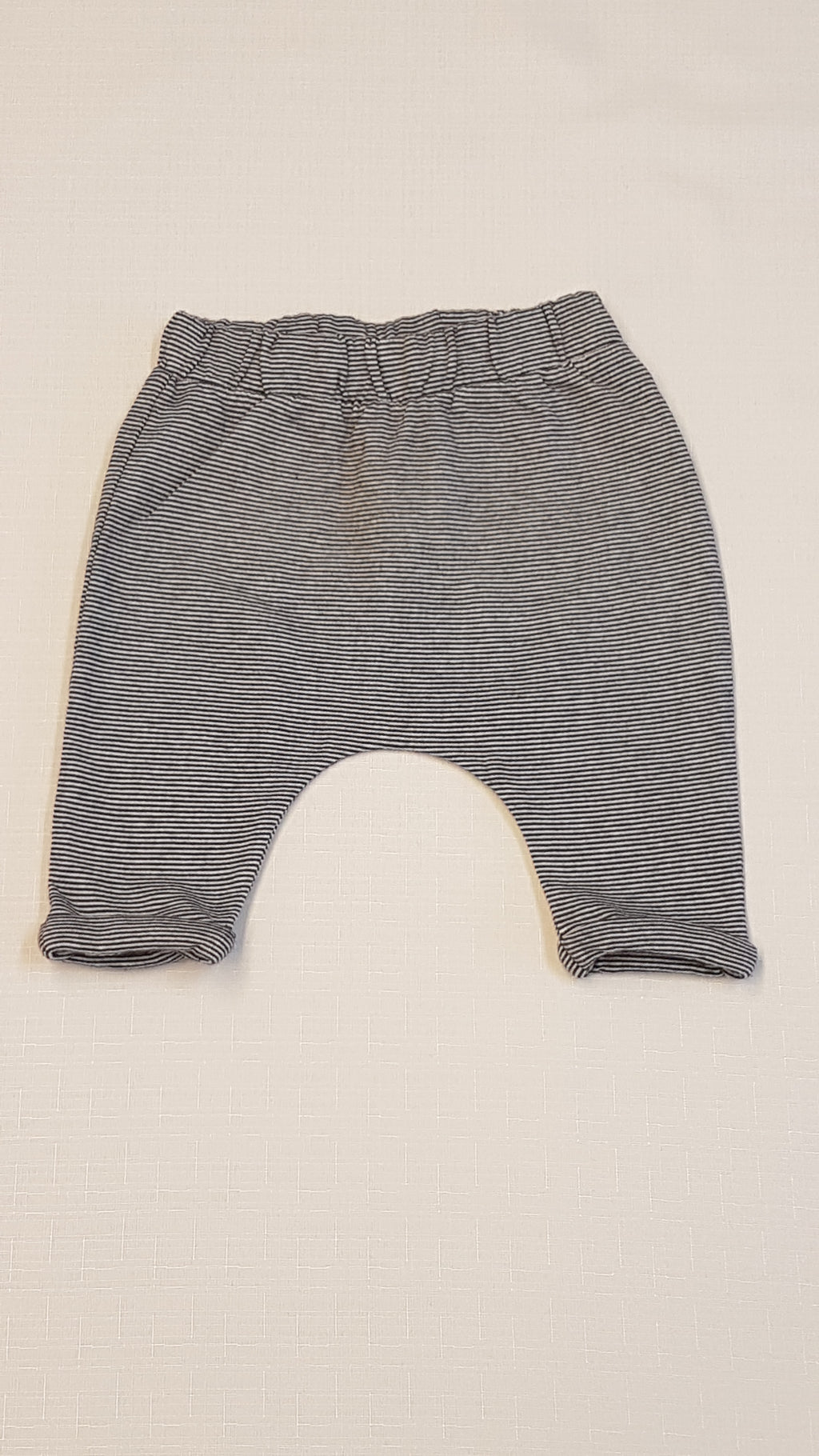 NEXT BABY VAGÁNY,KISFIÚ NADRÁG, HÁTUL ROAR FELIRATTAL 62