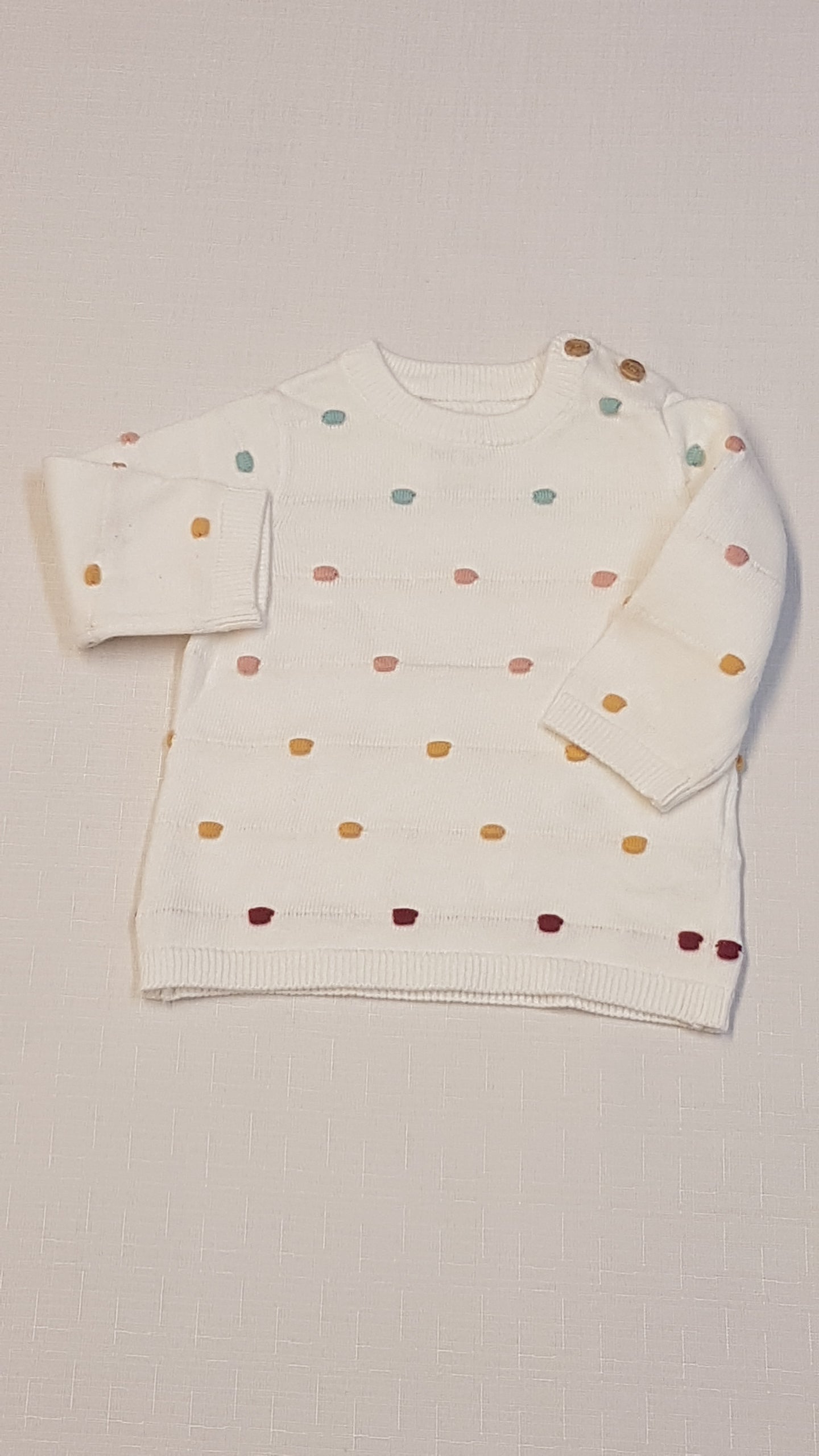 F&F SZÍNES,DOMBORMINTÁS,PÖTTYÖS,KISLÁNY VÉKONY KÖTÉSŰ PULÓVER 56