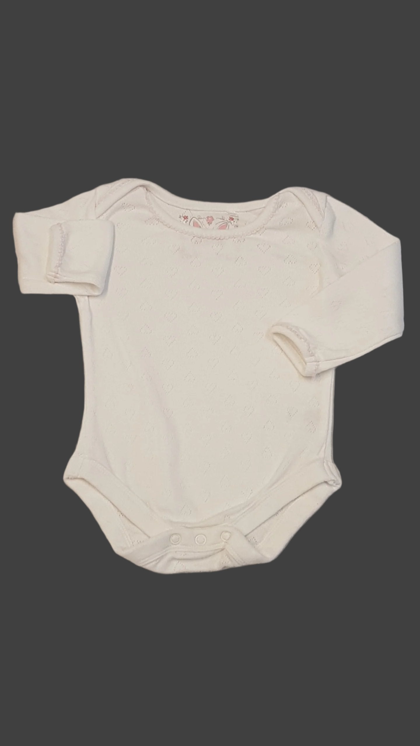 TU SZÍVECSKÉS,NYOMOTT MINTÁS,KISLÁNY HOSSZÚUJJÚ BODY 74