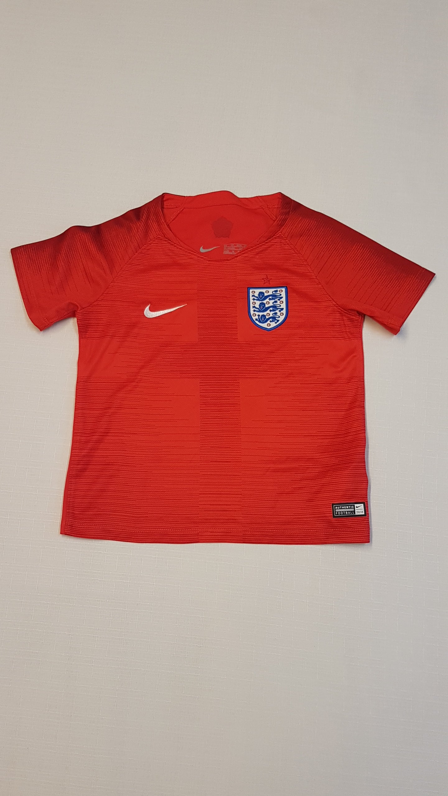NIKE KISFIÚ ANGOL  VÁLOGATOTT SPORT PÓLÓ 104