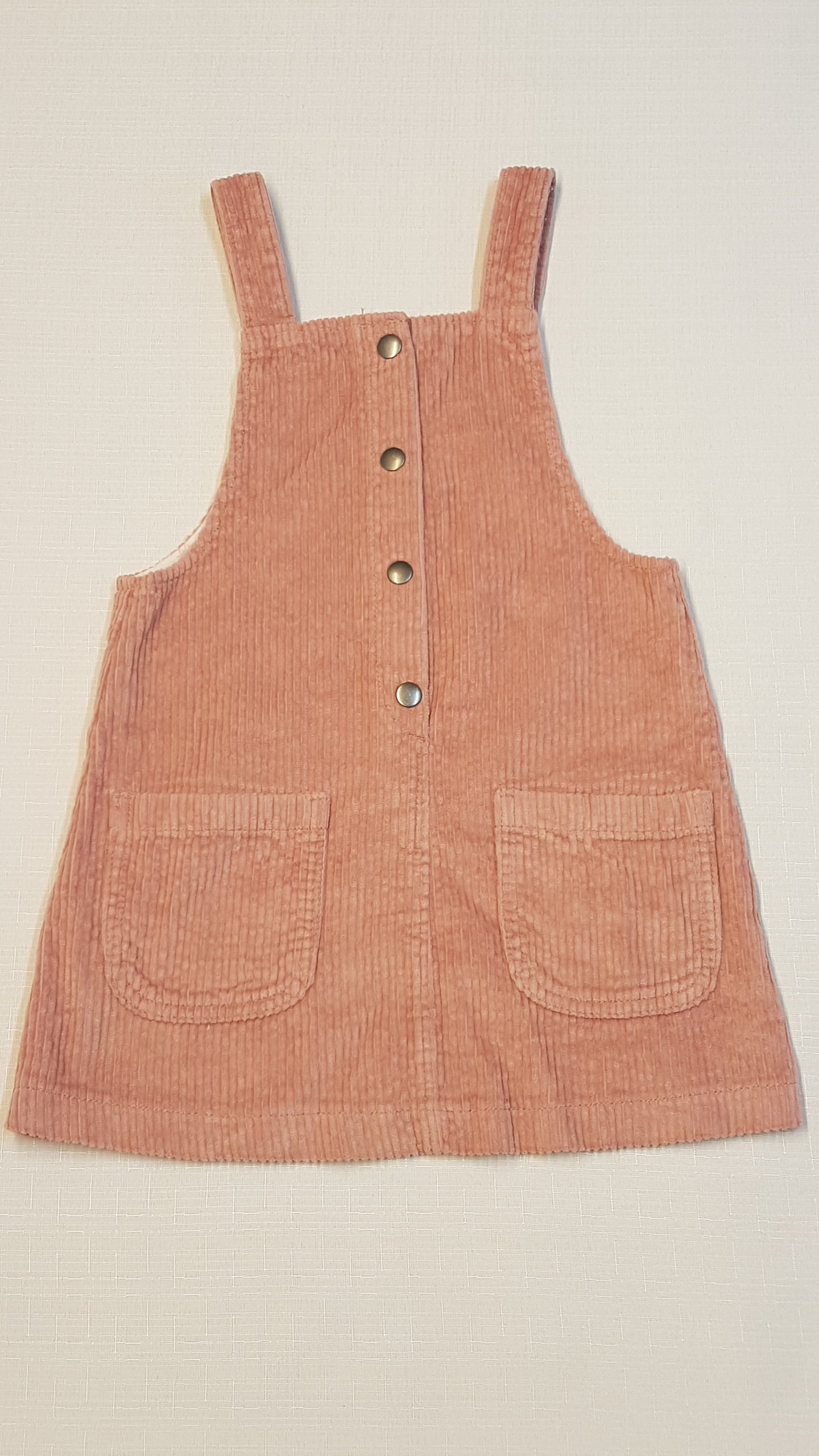 F&F ZSEBES,KANTÁROS,PATENTOS,BÁRSONY KISLÁNY RUHA 110