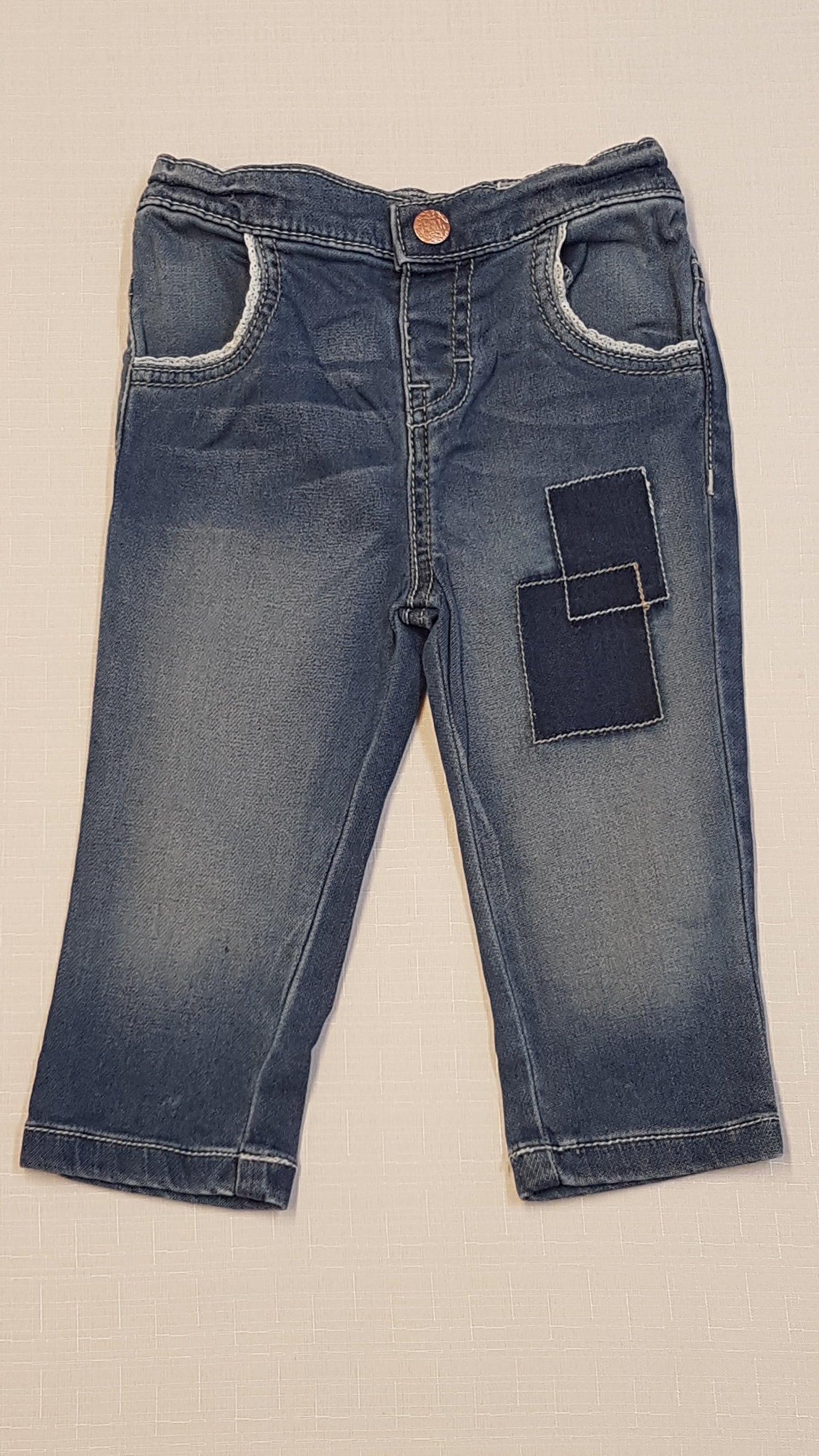 ÚJ F&F KISLÁNY CSINI FARMERNADRÁG 74