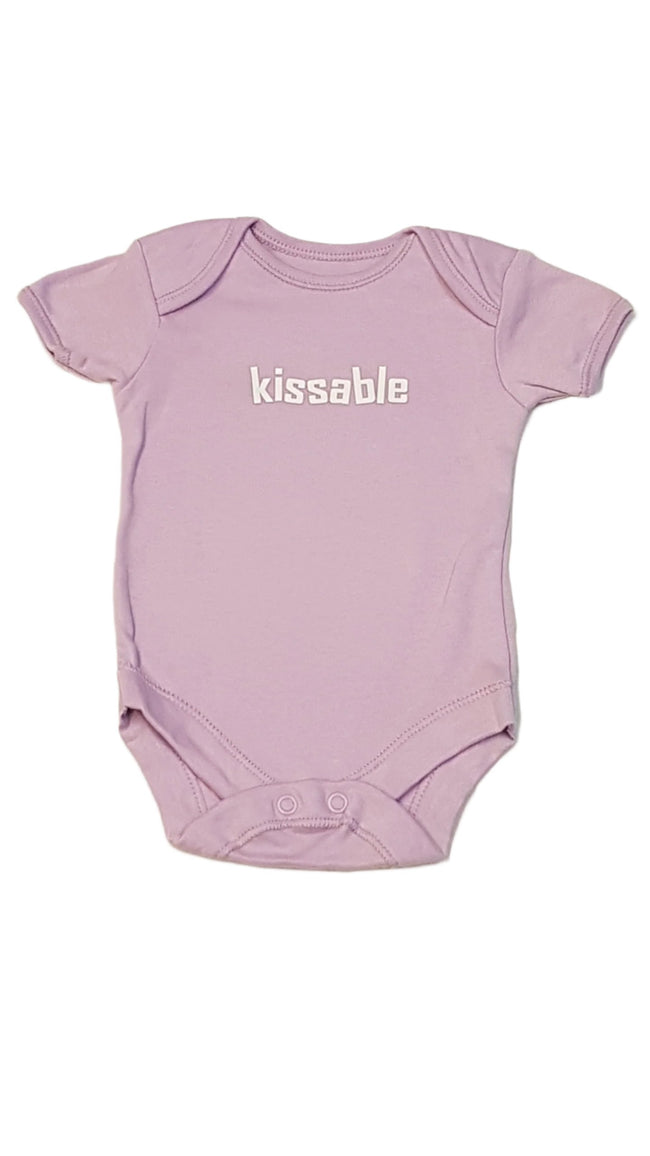 GEORGE  KISSABLE FELIRATOS KISLÁNY BODY 56 Hover Image