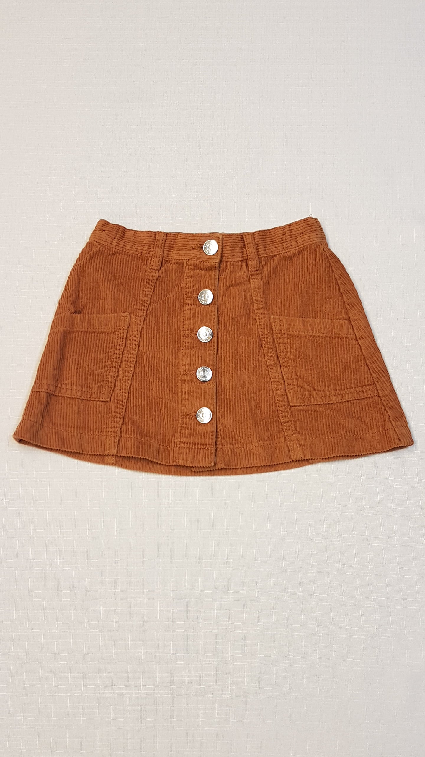 F&F DIVATOS SZÍNŰ,MIKRÓBÁRSONY CSINI KISLÁNY SZOKNYA 110