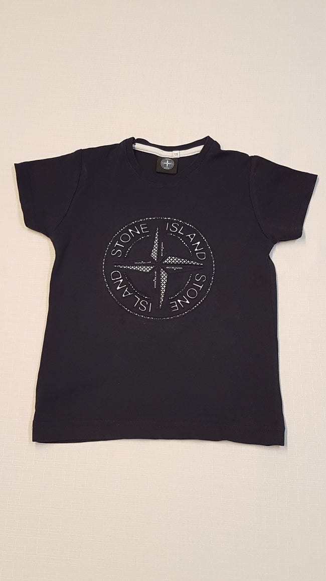 STONE ISLAND REPLICA MINŐSÉGI,DOMBORMINTÁS KISFIÚ PÓLÓ 128 Hover Image