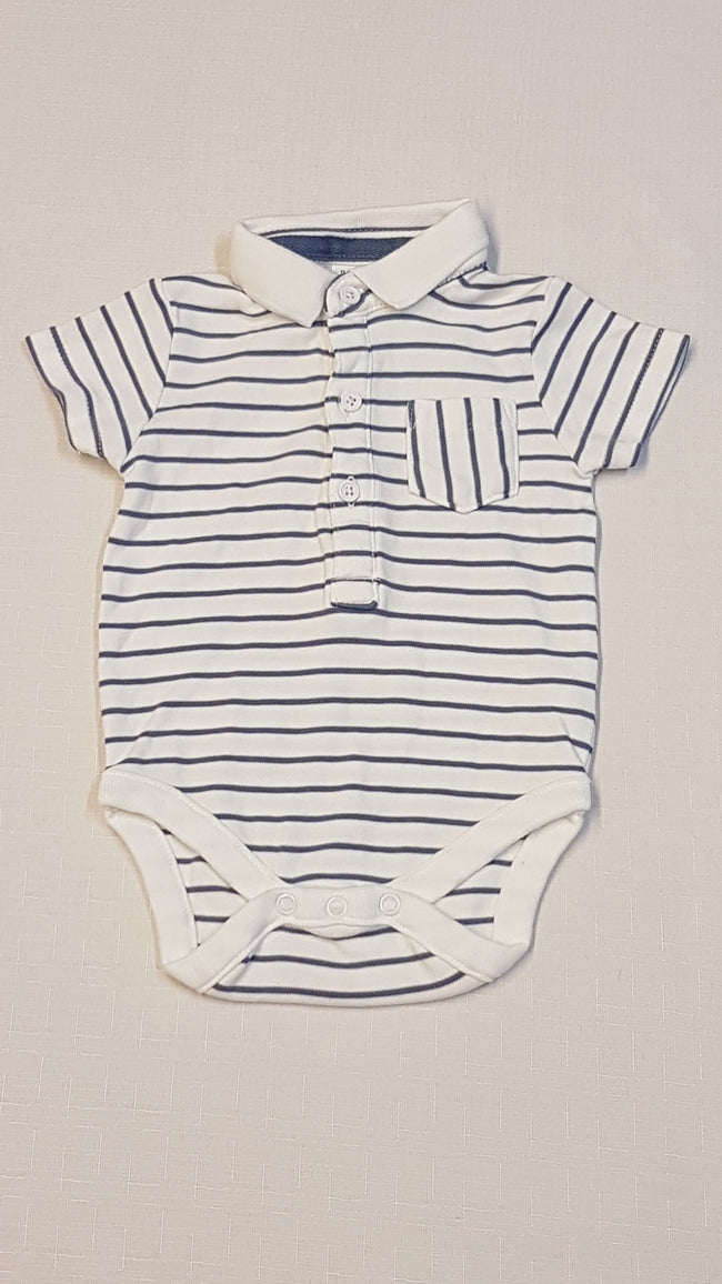 NEXT CSÍKOS,GOMBOS,GALLÉROS KISFIÚ BODY 68 Hover Image