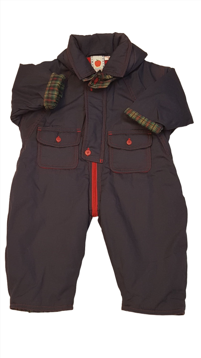 ADAMS SÖTÉTKÉK,KISFIÚ ÁTMENETI OVERÁL,LEGOMBOLHATÓ KAPUCNI RÉSSZEL 74