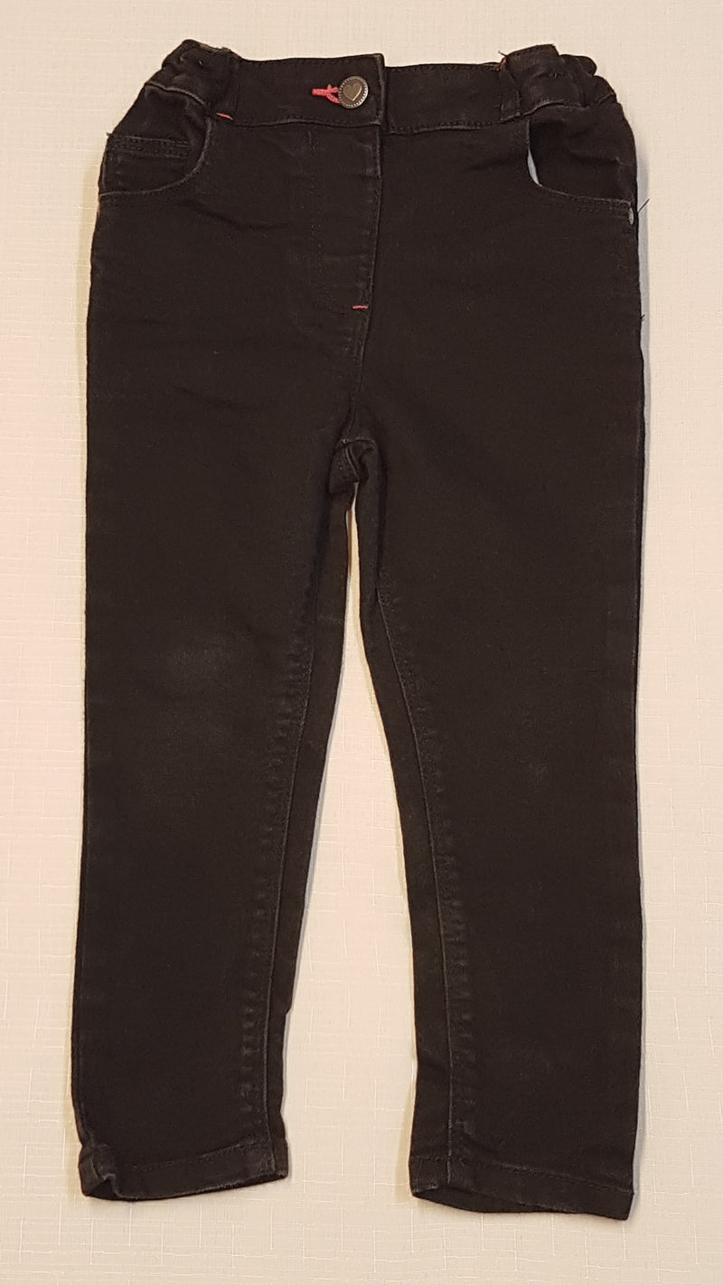 GEORGE   KISFIÚ NACI, ÁLLÍTHATÓ, GUMIS DERÉKRÉSSZEL 92-98