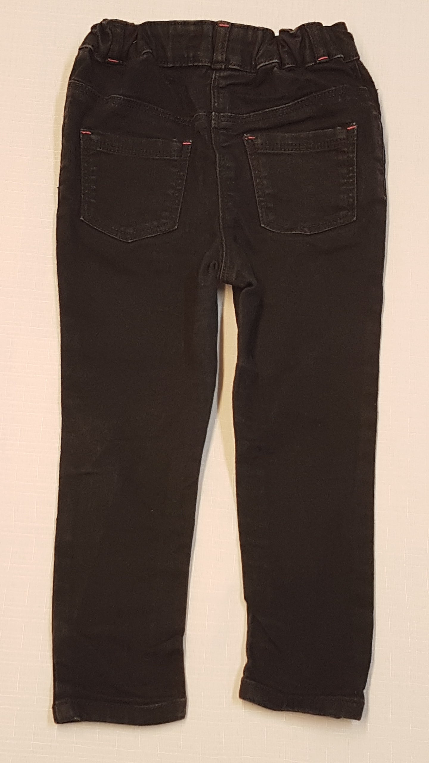 GEORGE   KISFIÚ NACI, ÁLLÍTHATÓ, GUMIS DERÉKRÉSSZEL 92-98