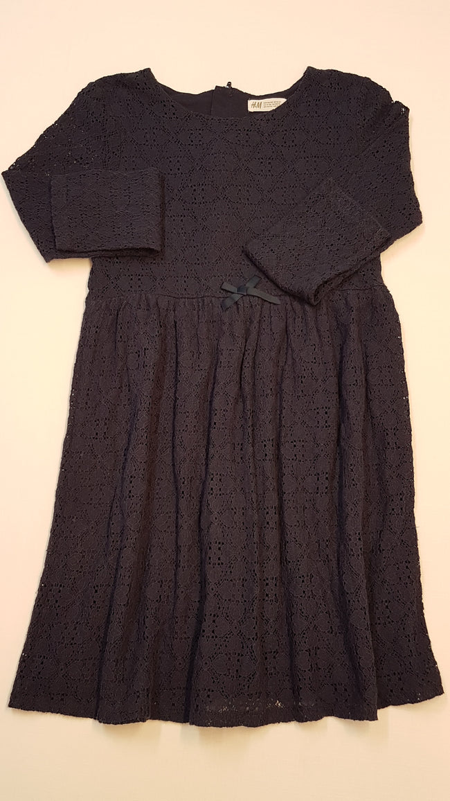 H&M SÖTÉTKÉK,CSIPKÉS,TRENDI KISLÁNY RUHA 146-152 Hover Image