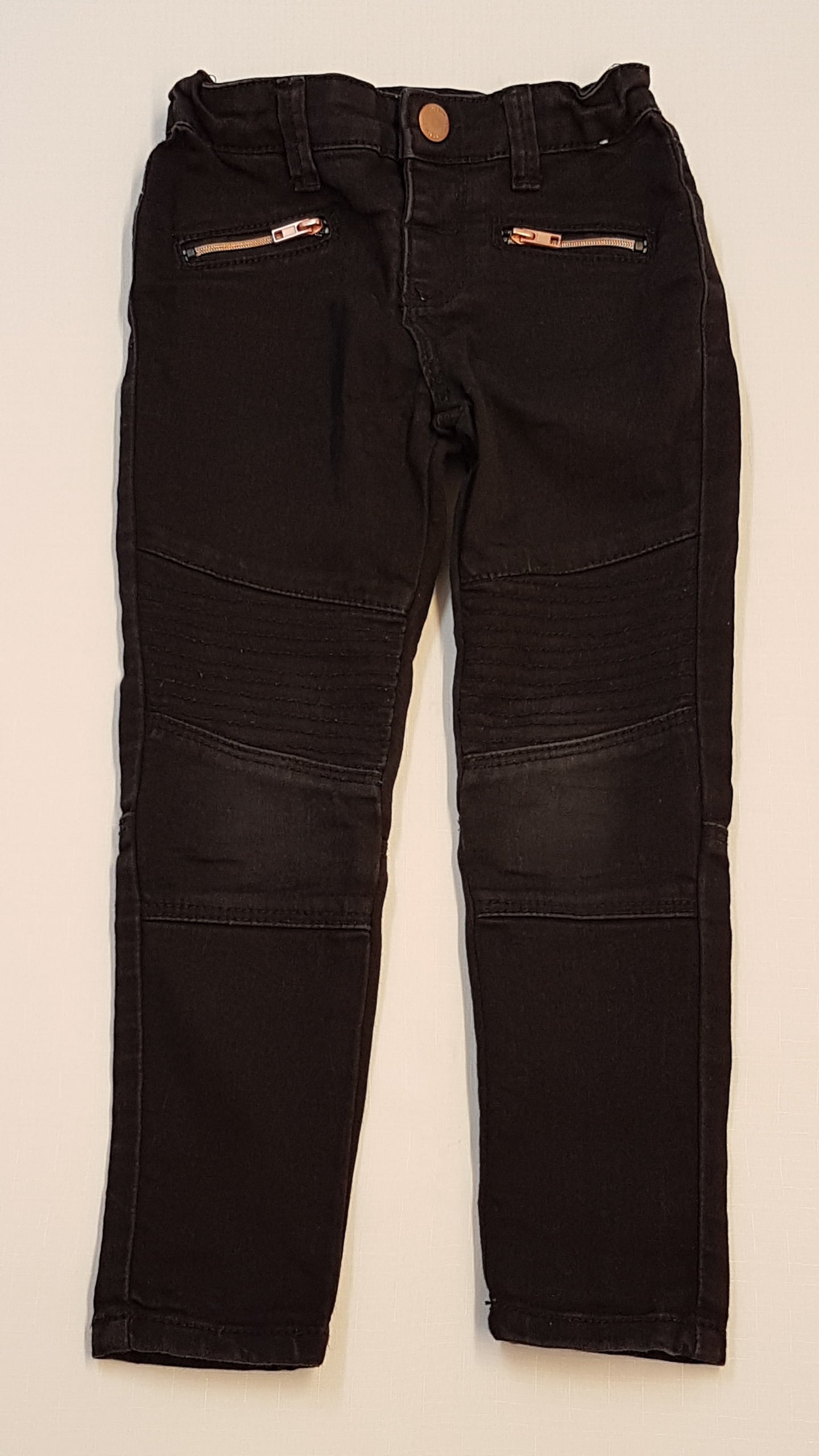 DENIM CO. SKINNY,SZTRECSI,FEKETE,KOPTATOTT KISLÁNY FARMERNADRÁG,ÁLLÍTHATÓ GUMIS DERÉKRÉSSZEL 104