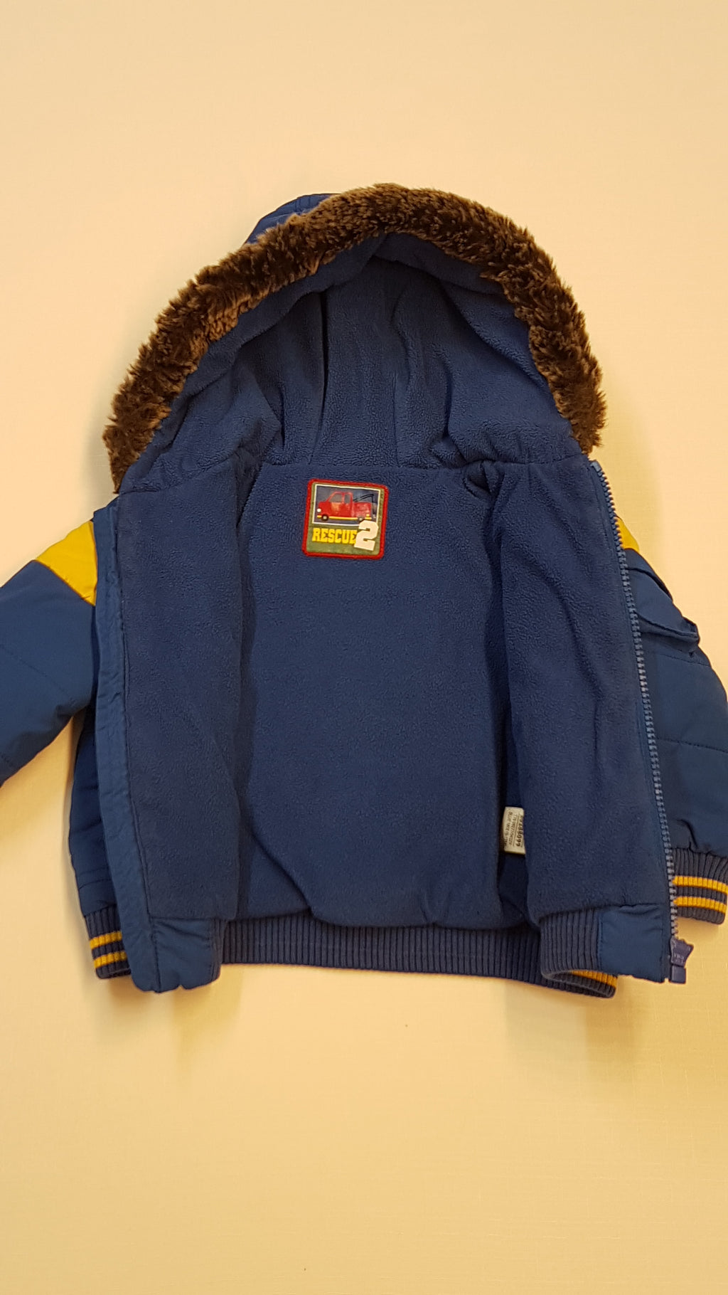 M&S PRÉMES KAPUCNIS,KISFIÚ STEPPELT DZSEKI 74-80