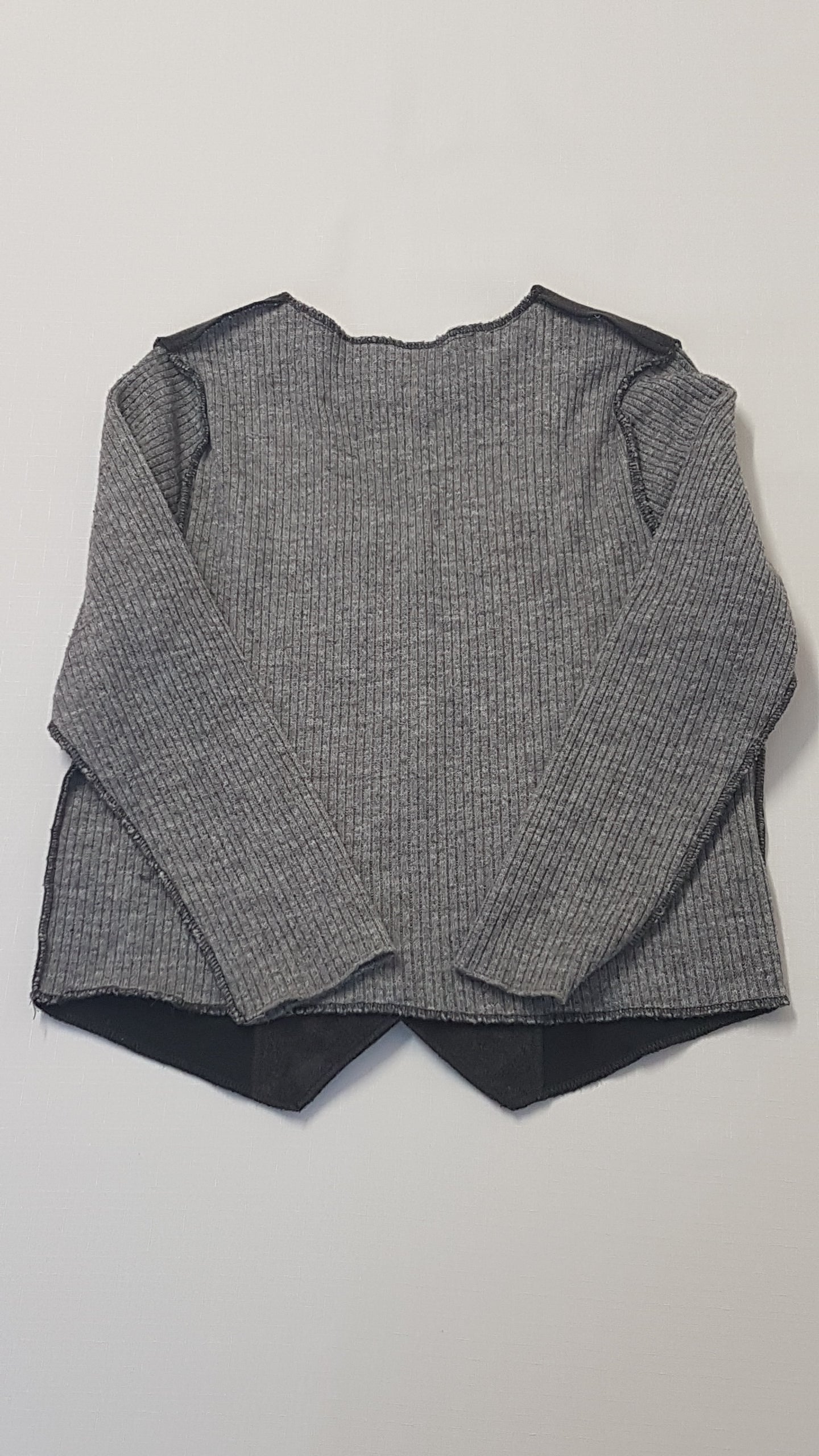 EURO BOYS ELEGÁNS KISFIÚ KARDIGÁN 128