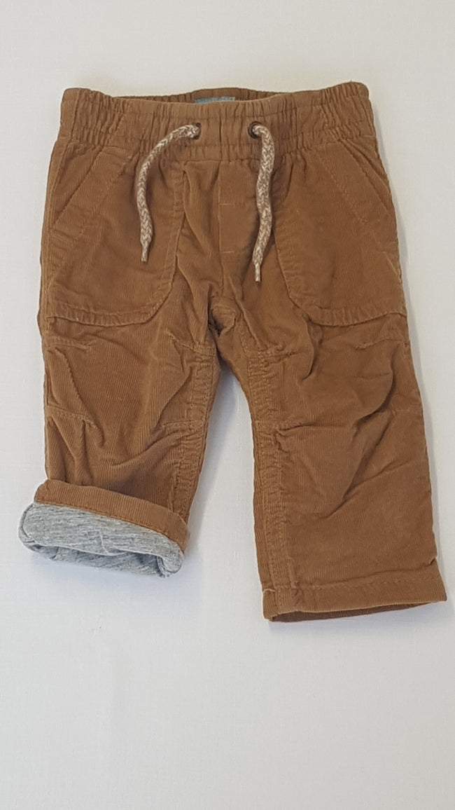 ÚJ BABY GAP TRENDI SZÍNŰ,VÉKONY BÉLELT,MIKRÓBÁRSONY KISFIÚ MINŐSÉGI NACI 50 Main Image