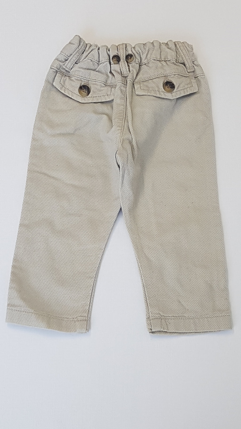 MATALAN ELEGÁNS, SZÜRKE SZÍNŰ KISFIÚ DIVATNACI,ÁLLÍTHATÓ GUMIS DERÉKRÉSSZEL  74