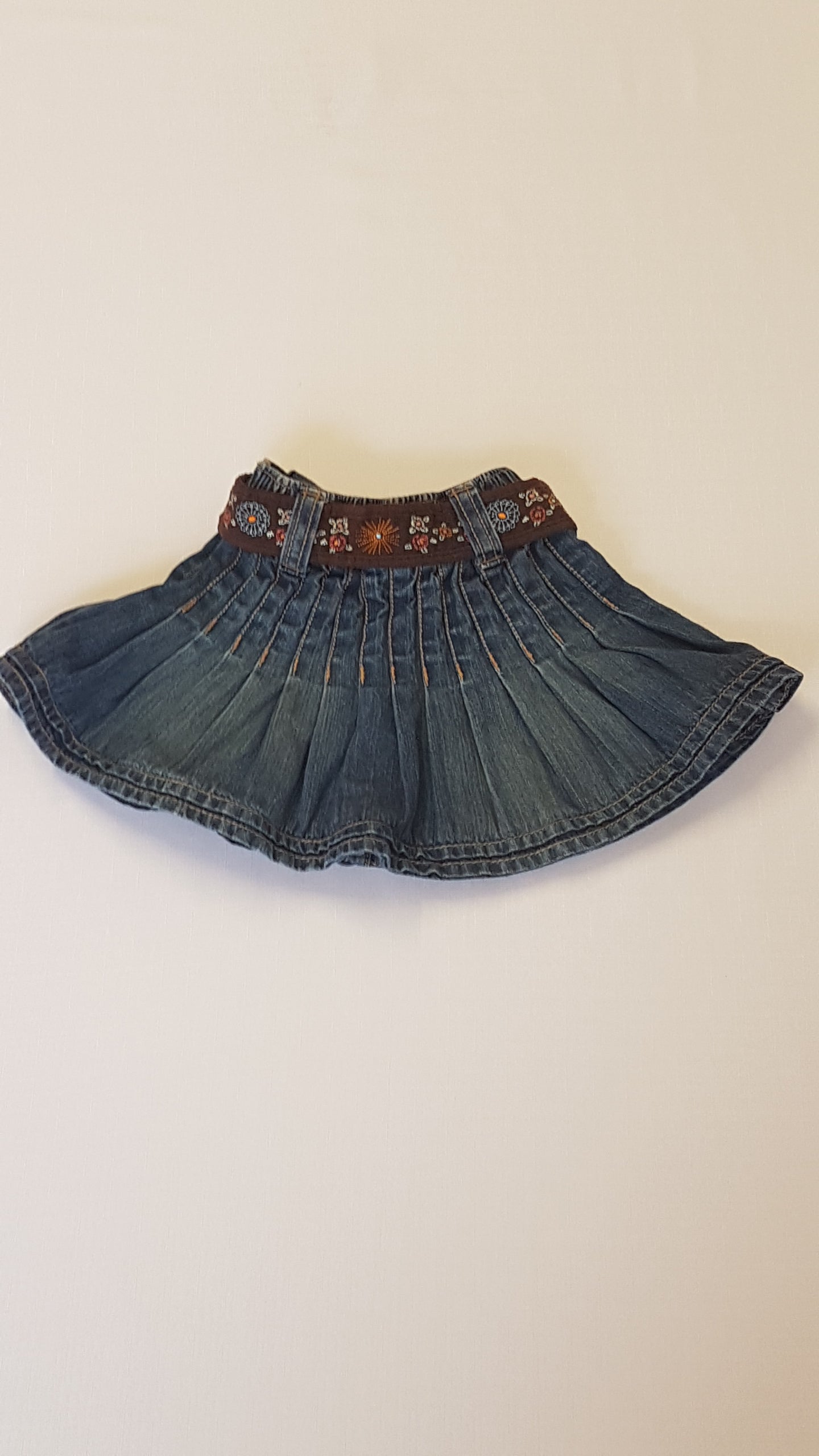 NEXT KOPTATOTT,PÖRGŐS,FARMER KISLÁNY SZIKNYA,CSINI HÍMZETT ÖVVEL 68