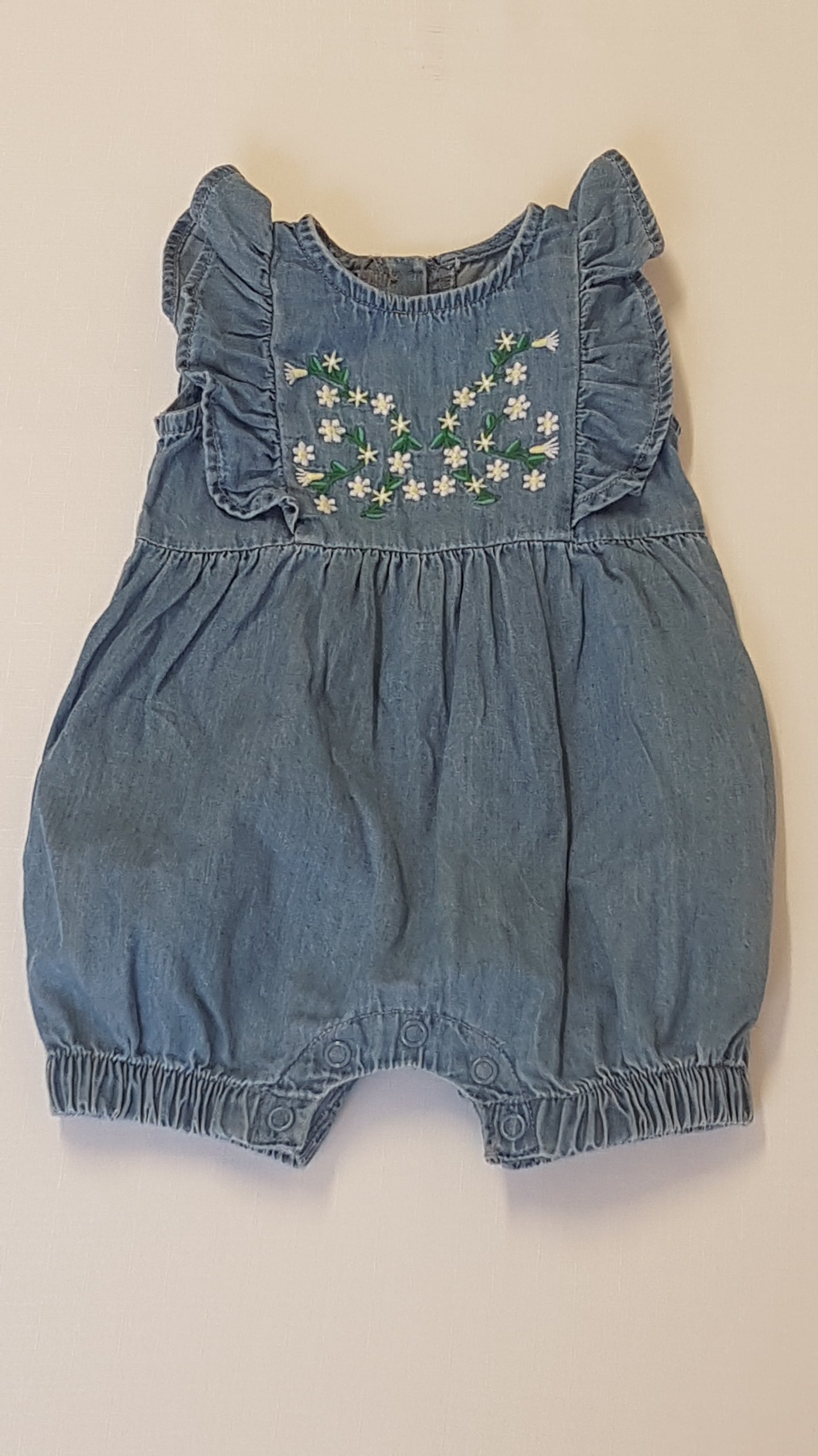 PRIMARK BABY HÍMZETT VIRÁGOS,FODROS VÁLLÚ,PUHA FARMER KISLÁNY RUCI 62