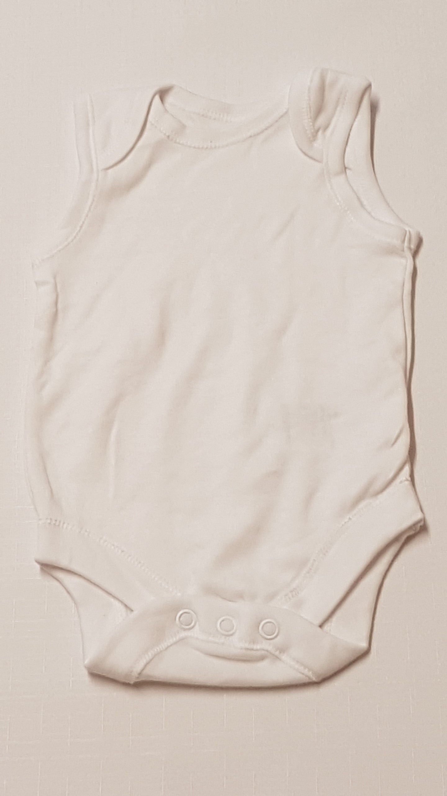 JOHN LEWIS FEHÉR KISFIÚ TRIKÓ-BODY 50-56