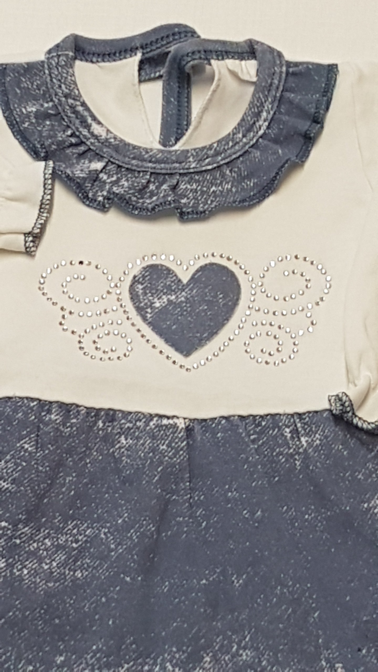 SZÍVECSKÉS,CSILLOGÓ KÖVES KISLÁNY PAMUT RUHA 68