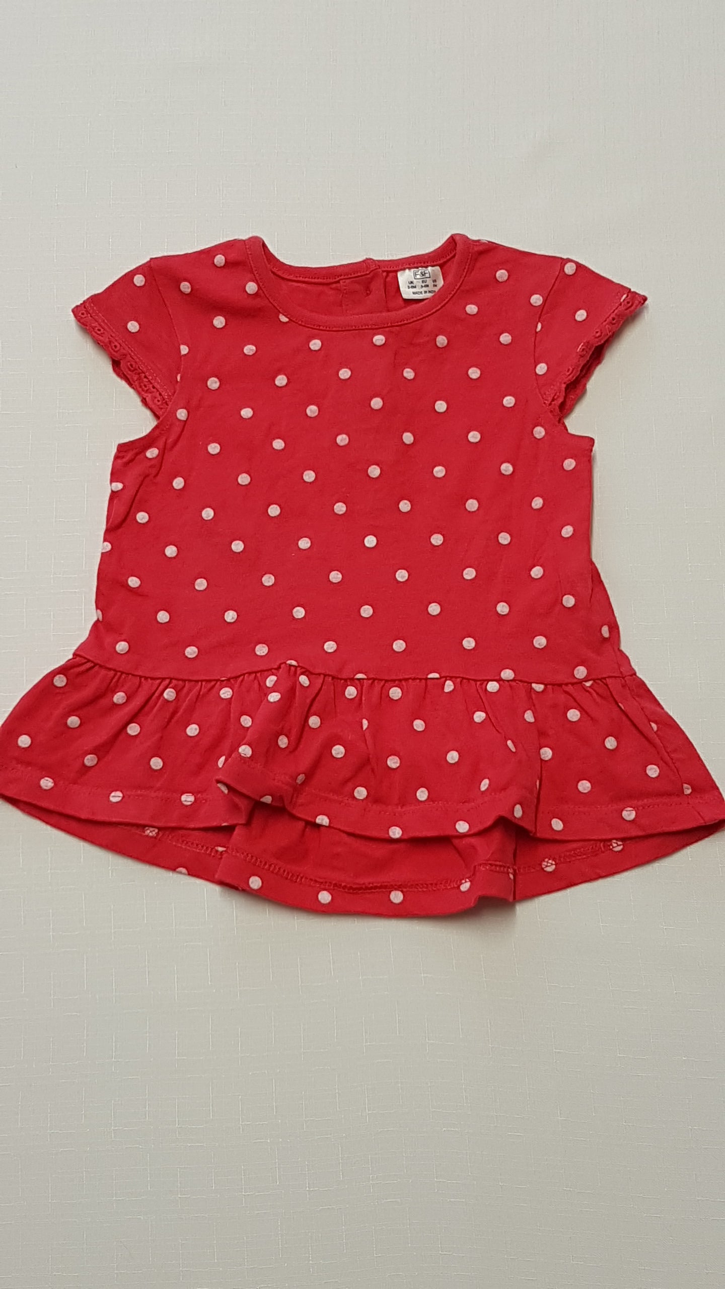 F&F KIDS ÉDI PIROS-FEHÉR PÖTTYÖS KISLÁNY RUHÁCSKA 68