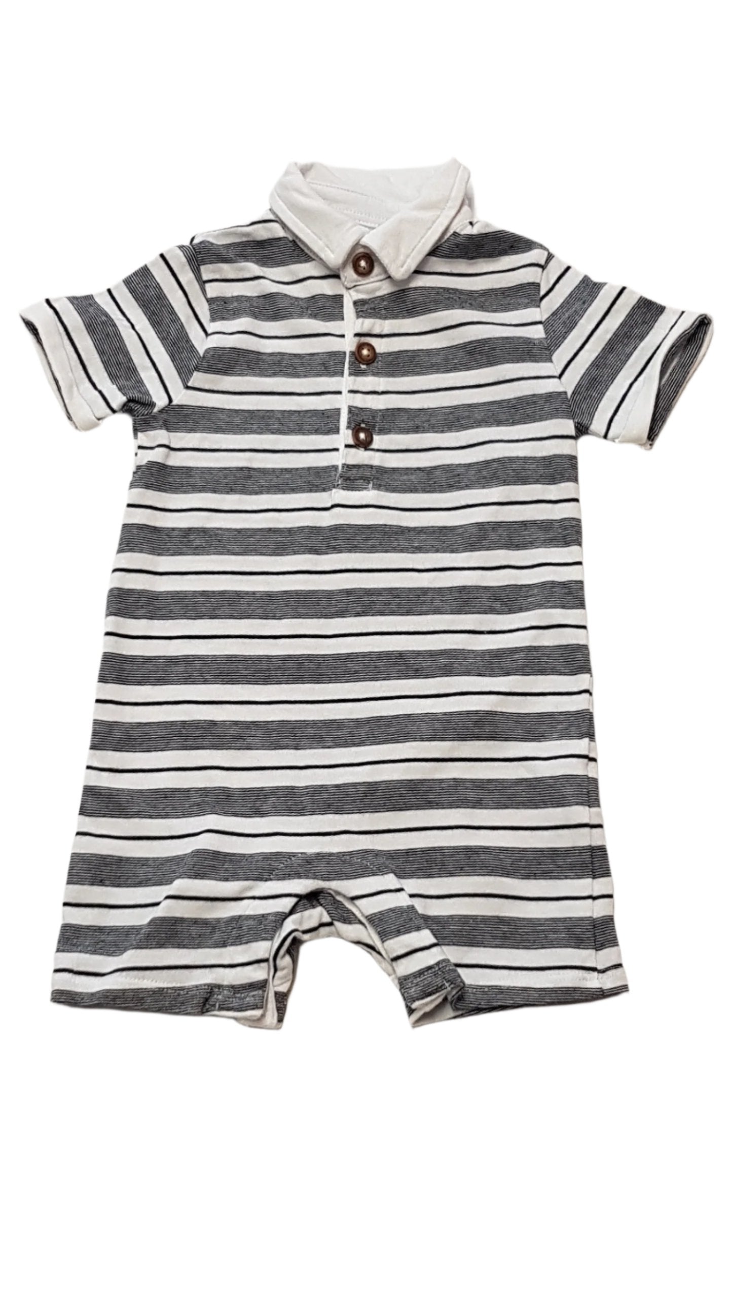 F&F KIDS GOMBOS,GALLÉROS,CSÍKOS KISFIÚ RUCI 74