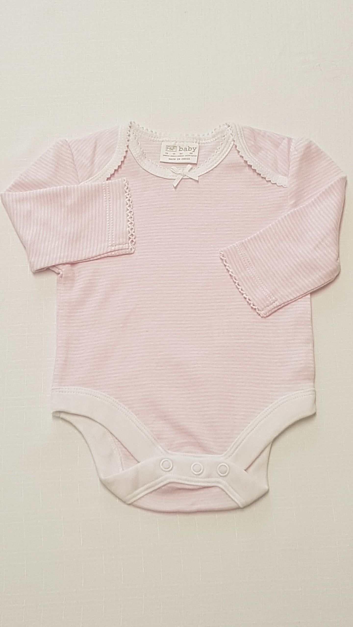 F&F RÓZSASZÍN-FEHÉR APRÓCSÍKOS KISLÁNY BODY 50