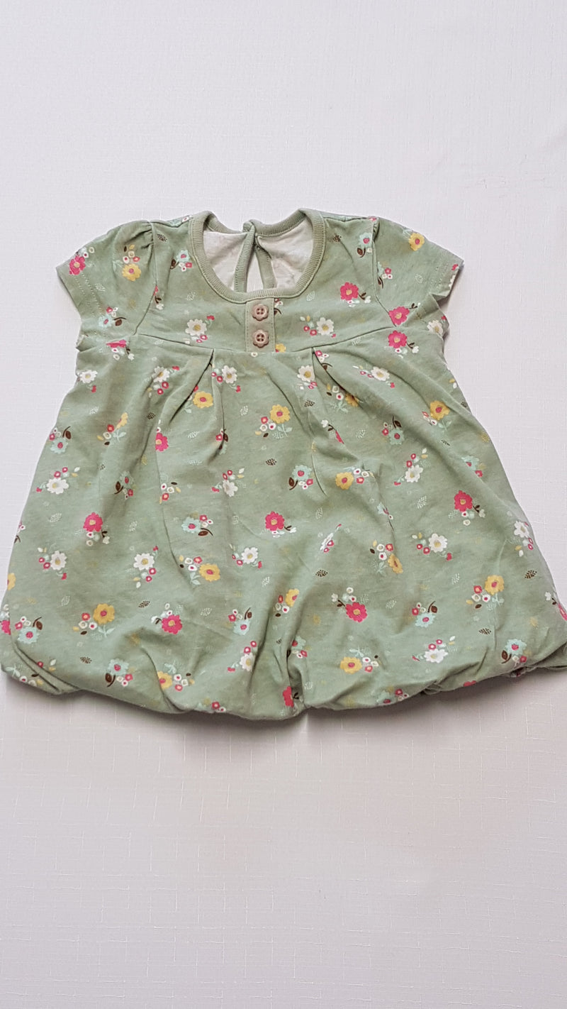 GEORGE BUGGYOS ALJÚ,APRÓ VIRÁGMINTÁS KISLÁNY RUHA 68