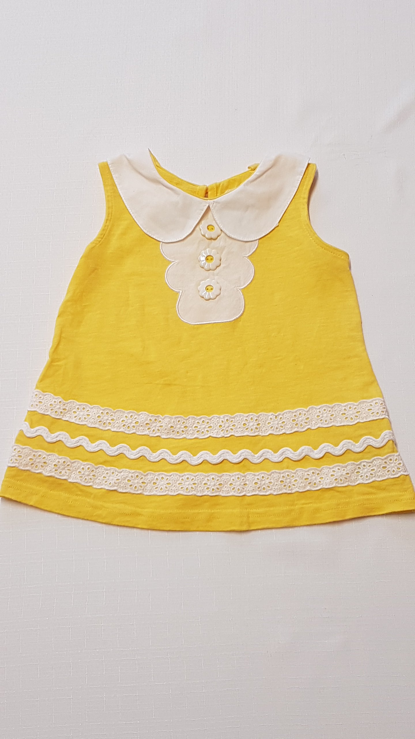 NEXT GYÖNYÖRŰ SZÉP,NAPSÁRGA,FEHÉR HÍMZETT KISLÁNY CSINI RUHA 80