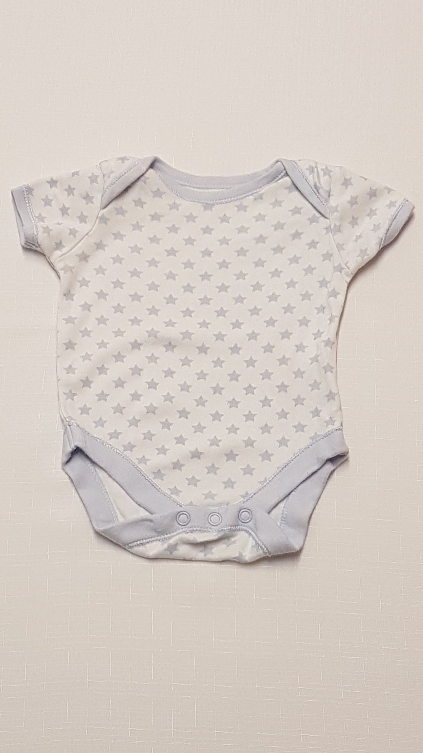 MOTHERCARE CSILLAGMINTÁS KISFIÚ BODY 50-56